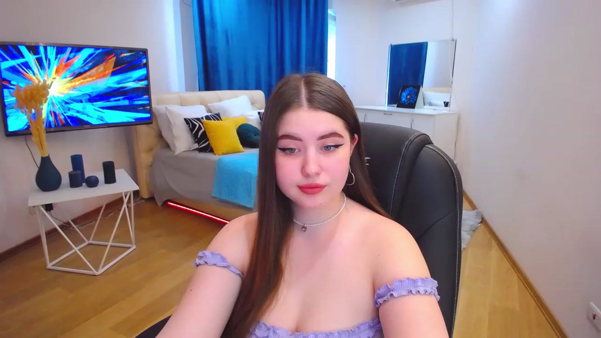 Gallery image thumbnail from AdmireMyEyes's myfreecams stream on, 06/28/2023, 08:22 image 5 of 20