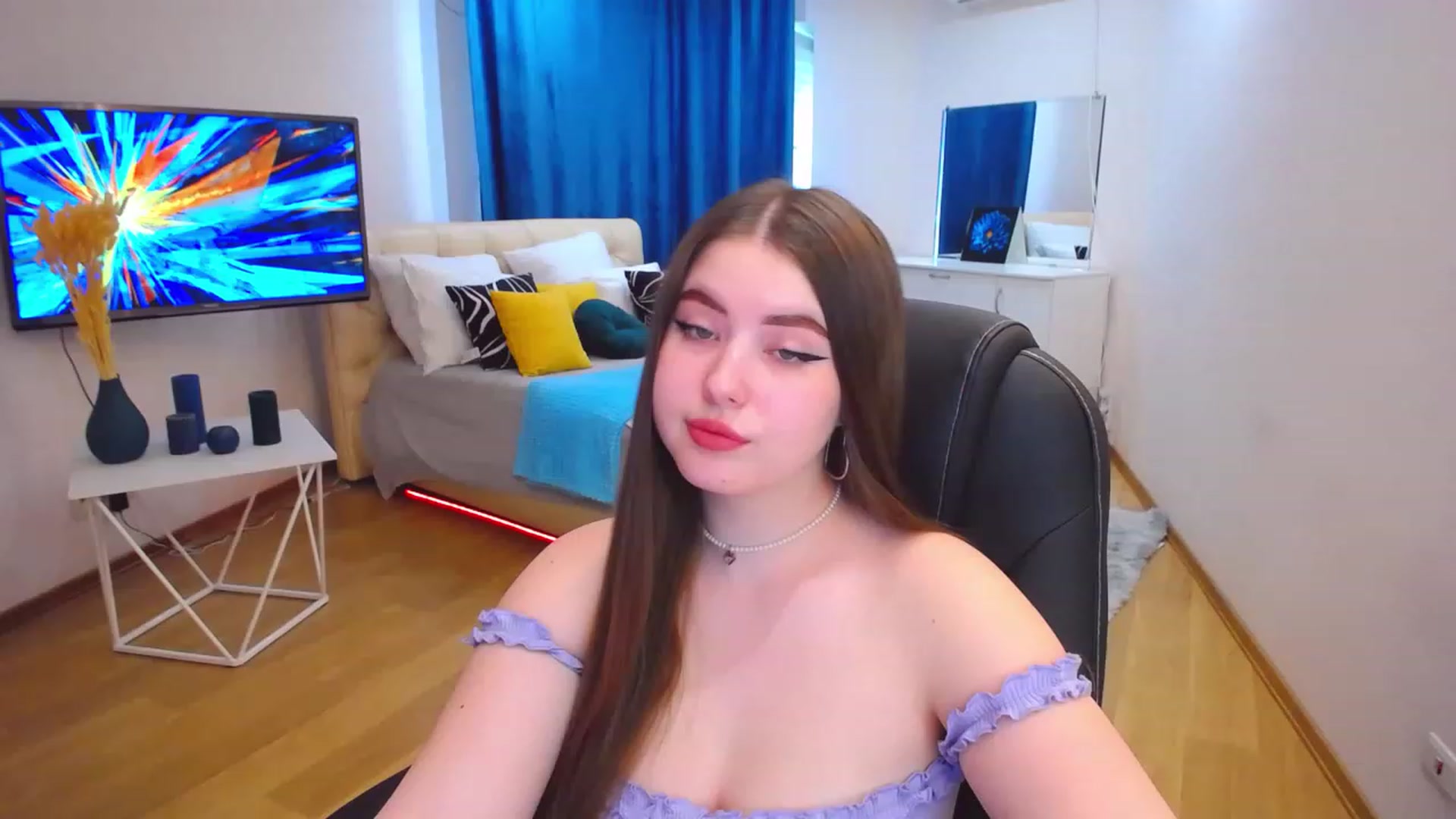 Gallery image thumbnail from AdmireMyEyes's myfreecams stream on, 06/28/2023, 08:22 image 4 of 20