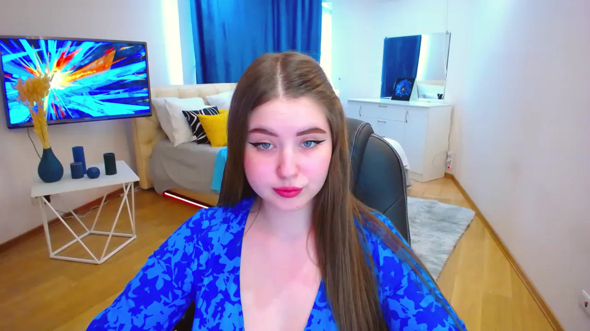 Gallery image thumbnail from AdmireMyEyes's myfreecams stream on, 06/29/2023, 12:10 image 20 of 20