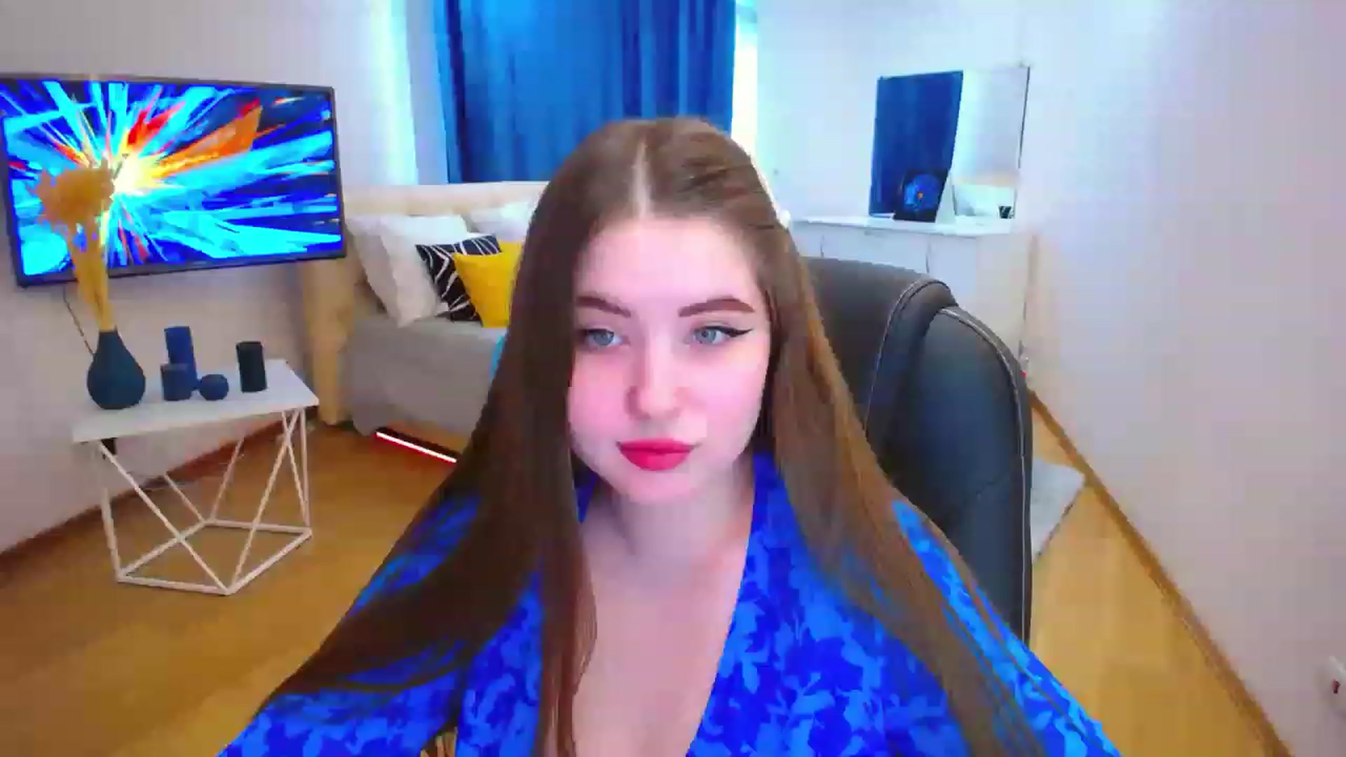 Gallery image thumbnail from AdmireMyEyes's myfreecams stream on, 06/29/2023, 13:37 image 4 of 20