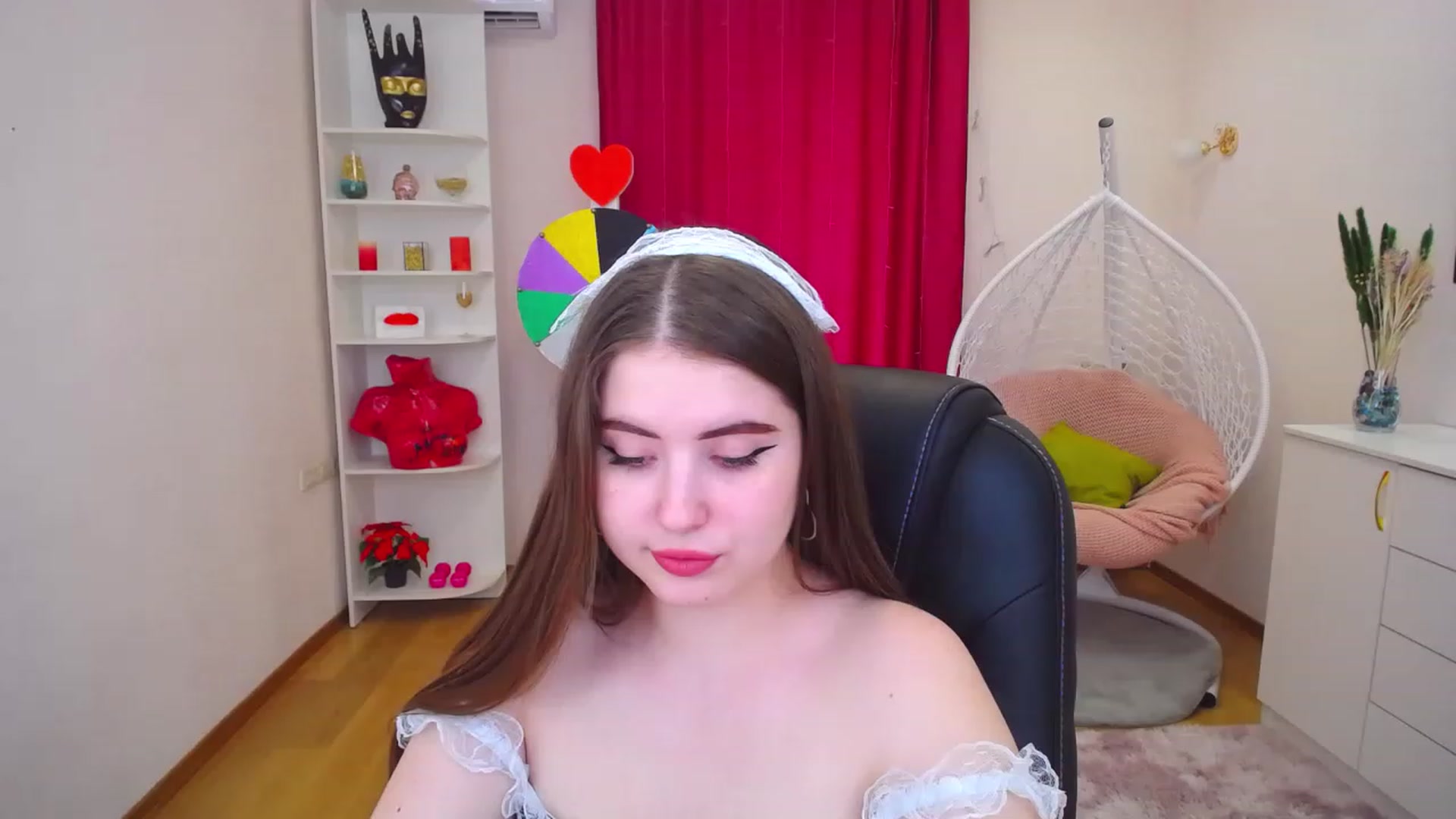 Gallery image thumbnail from AdmireMyEyes's myfreecams stream on, 07/03/2023, 09:25 image 16 of 20