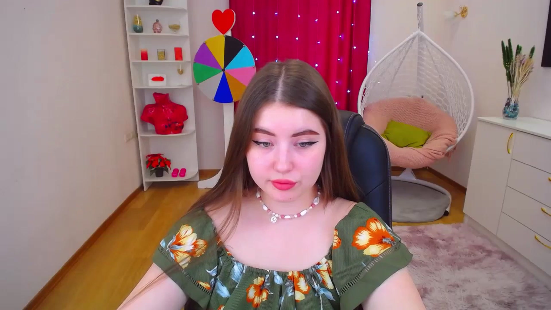 Gallery image thumbnail from AdmireMyEyes's myfreecams stream on, 07/06/2023, 07:05 image 4 of 20