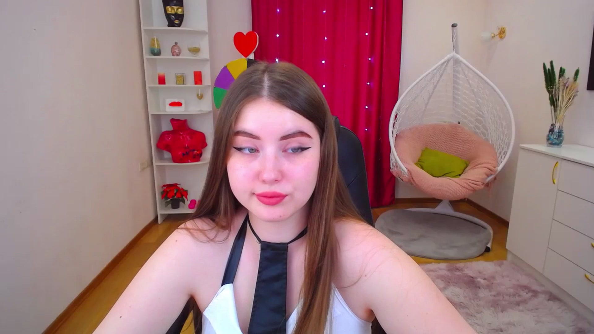 Gallery image thumbnail from AdmireMyEyes's myfreecams stream on, 07/06/2023, 08:38 image 17 of 20