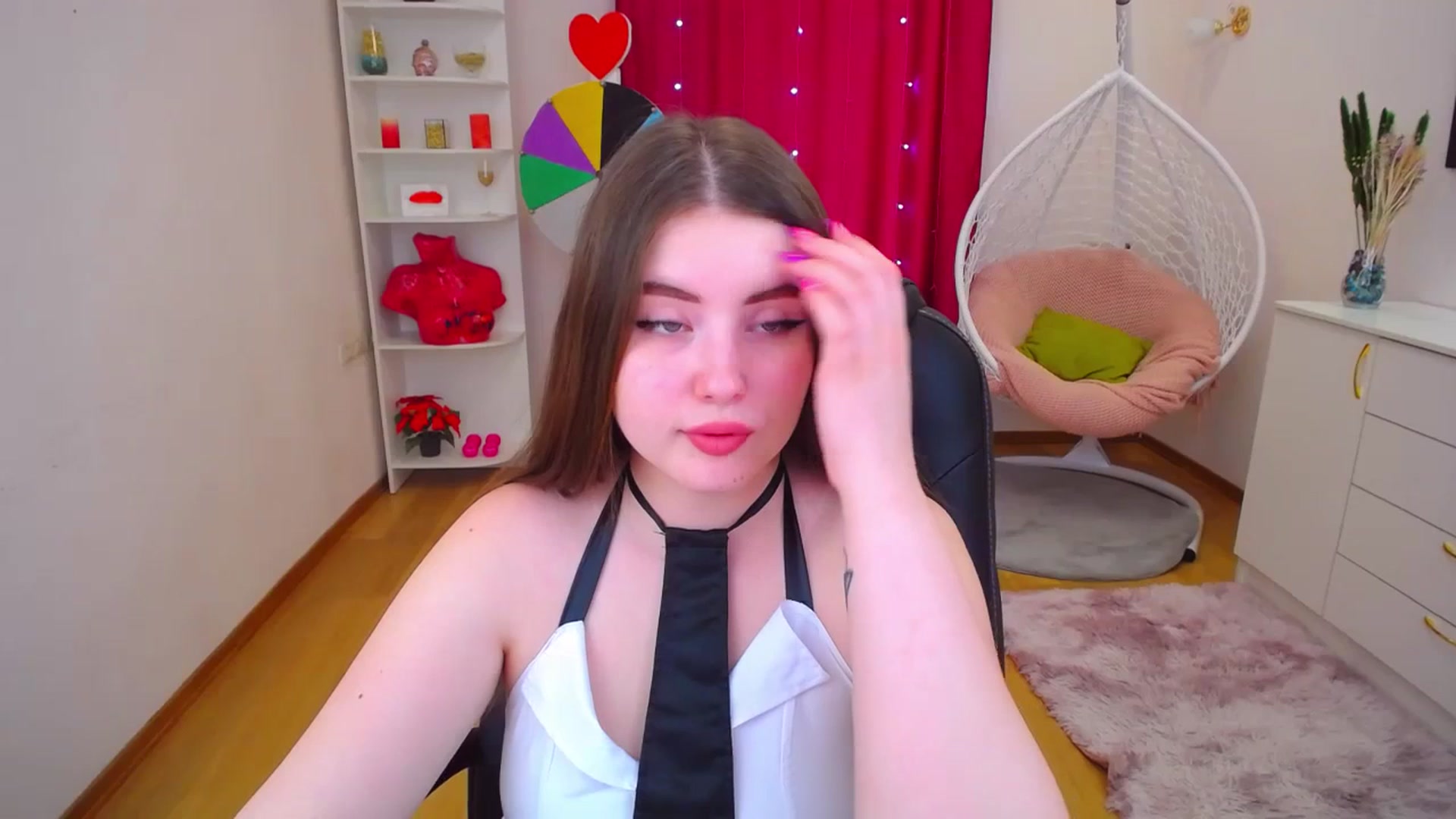 Gallery image thumbnail from AdmireMyEyes's myfreecams stream on, 07/06/2023, 08:38 image 2 of 20