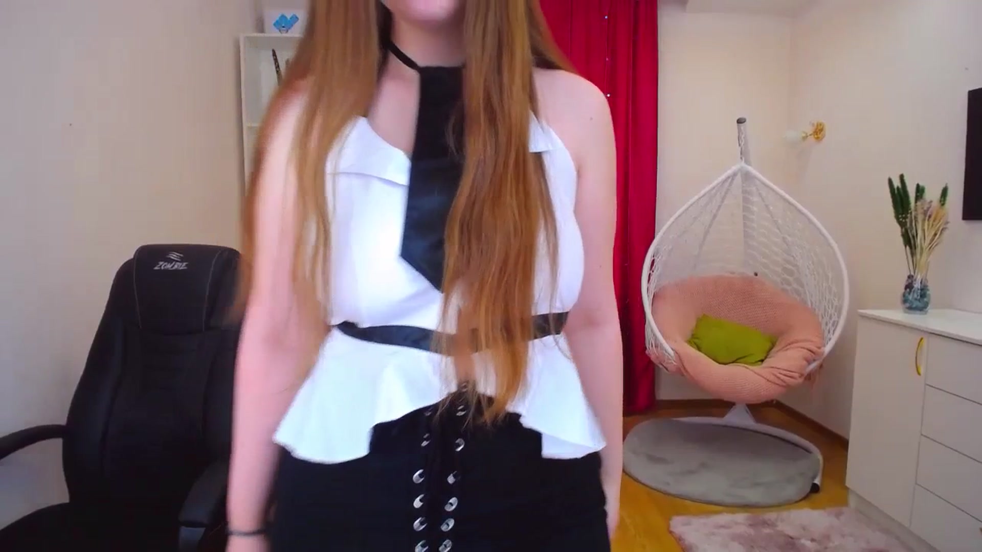 Gallery image thumbnail from AdmireMyEyes's myfreecams stream on, 07/06/2023, 08:38 image 19 of 20