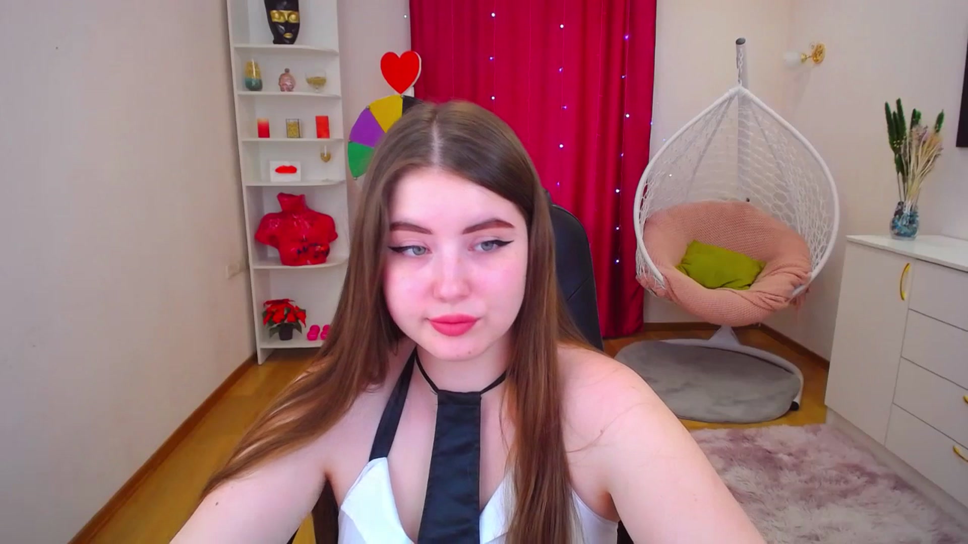 Gallery image thumbnail from AdmireMyEyes's myfreecams stream on, 07/06/2023, 08:38 image 18 of 20