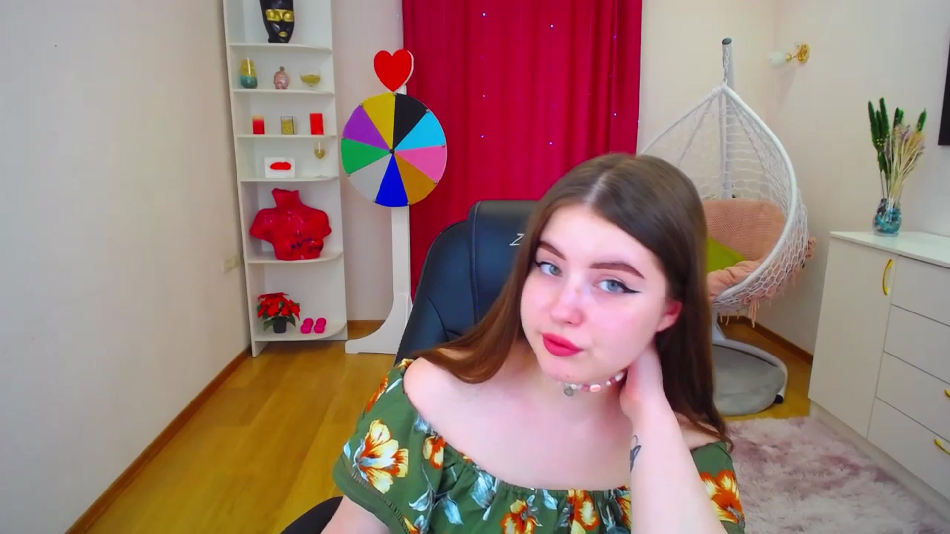 Gallery image thumbnail from AdmireMyEyes's myfreecams stream on, 07/06/2023, 09:50 image 18 of 20