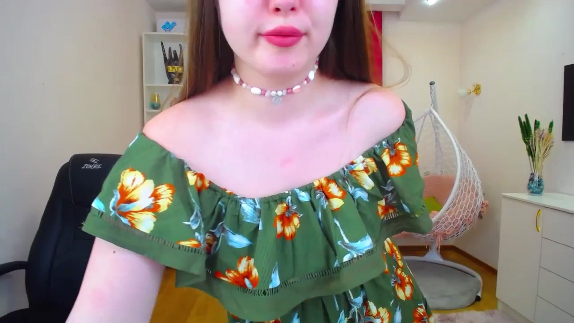 Gallery image thumbnail from AdmireMyEyes's myfreecams stream on, 07/06/2023, 09:50 image 7 of 20
