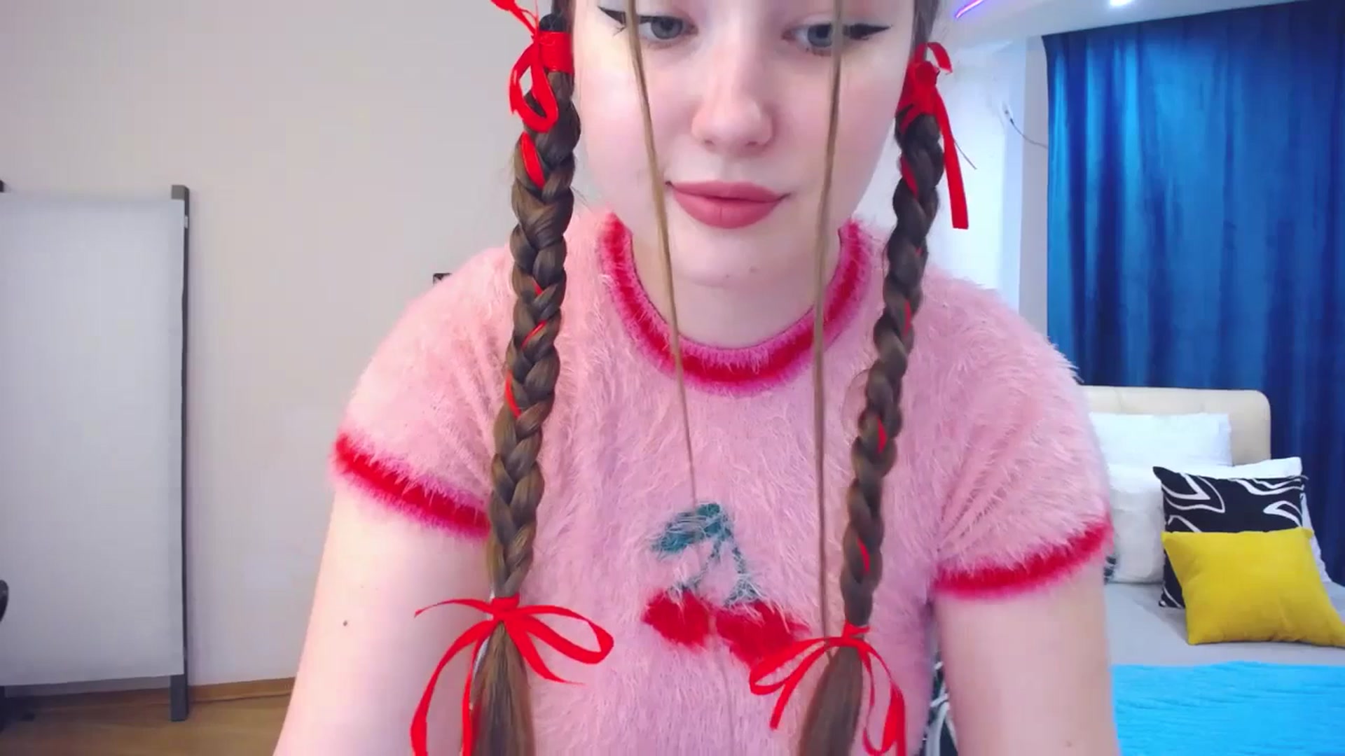 Gallery image thumbnail from AdmireMyEyes's myfreecams stream on, 07/13/2023, 08:38 image 8 of 20