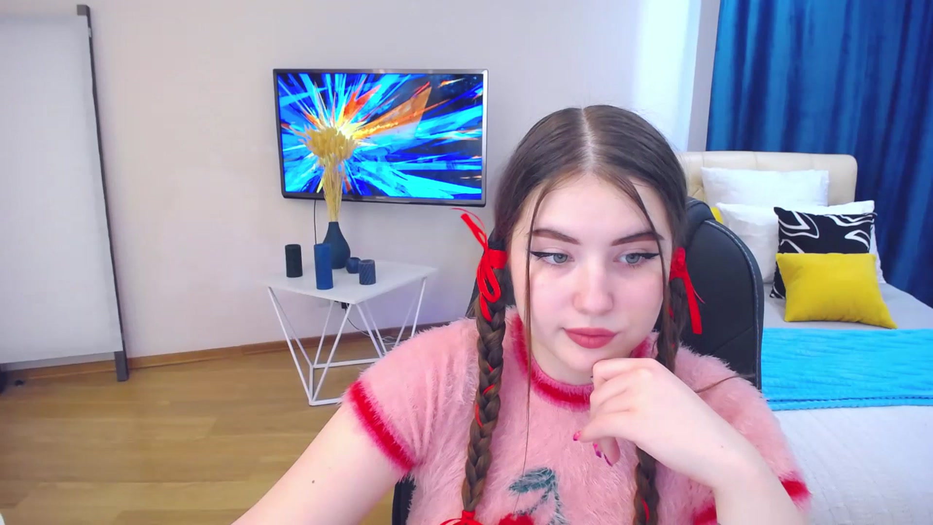 Gallery image thumbnail from AdmireMyEyes's myfreecams stream on, 07/13/2023, 09:52 image 19 of 20