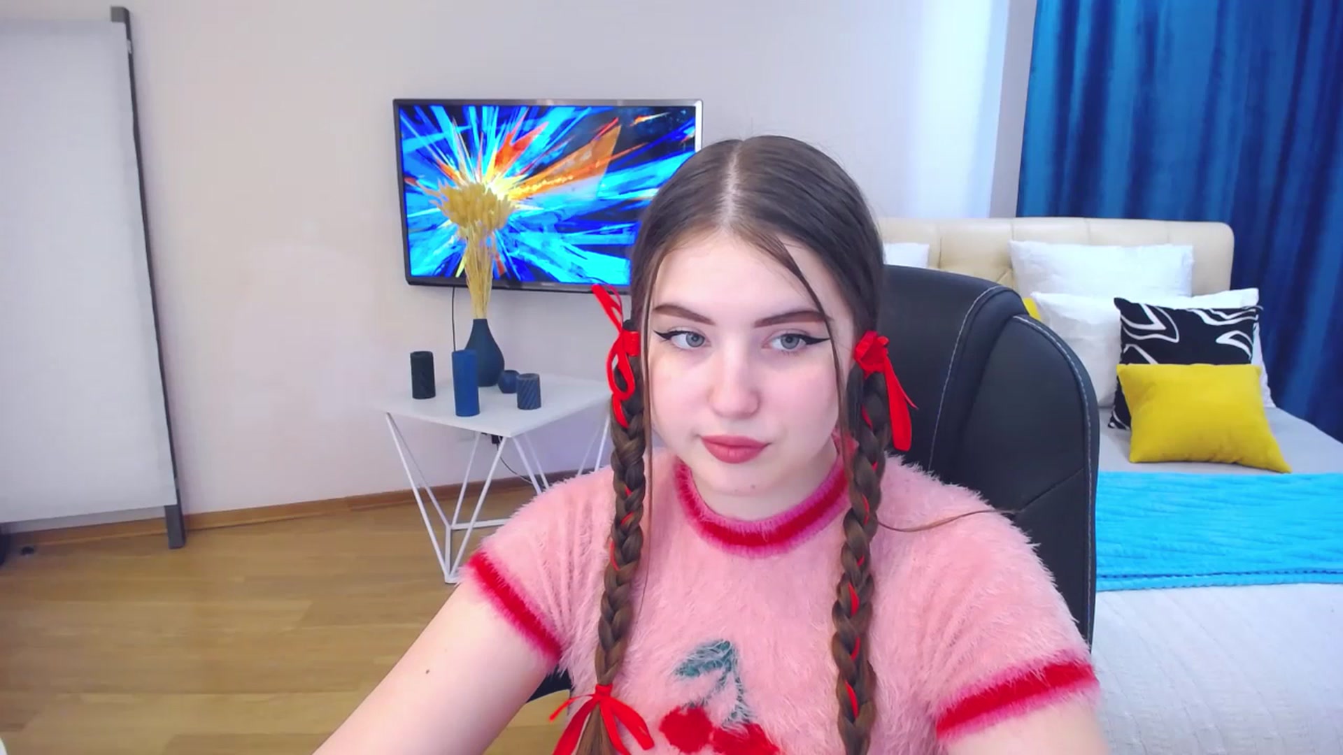 Gallery image thumbnail from AdmireMyEyes's myfreecams stream on, 07/13/2023, 09:52 image 18 of 20