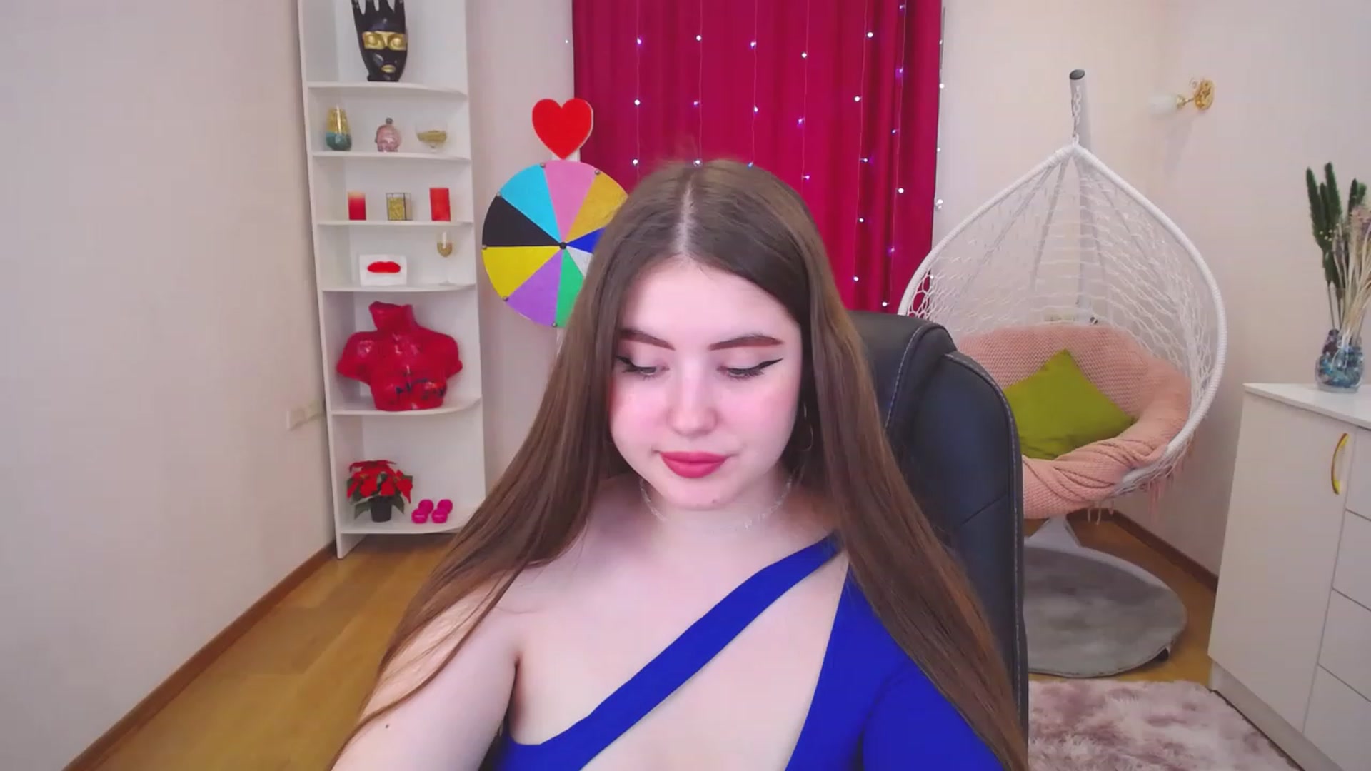 Gallery image thumbnail from AdmireMyEyes's myfreecams stream on, 07/14/2023, 08:48 image 17 of 20