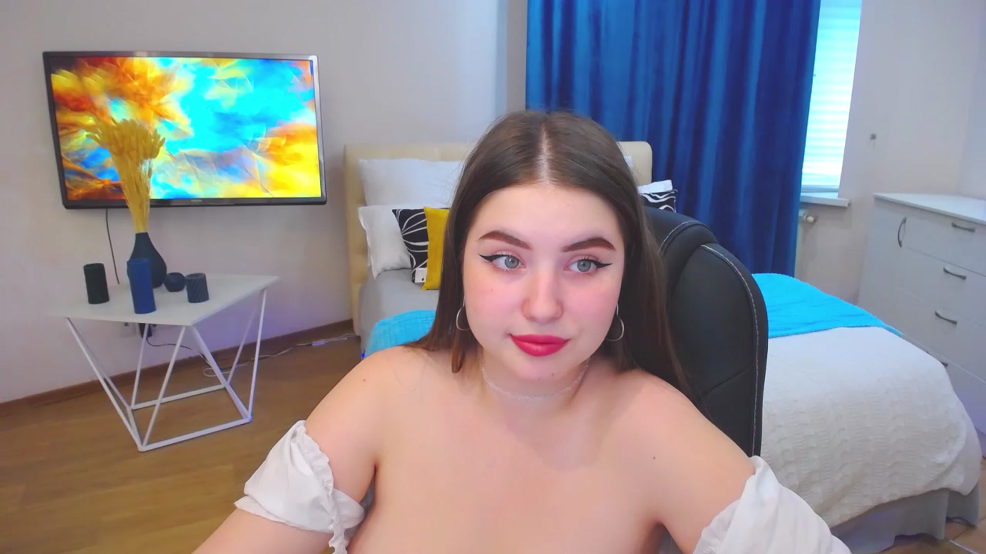 Gallery image thumbnail from AdmireMyEyes's myfreecams stream on, 07/15/2023, 08:28 image 7 of 20