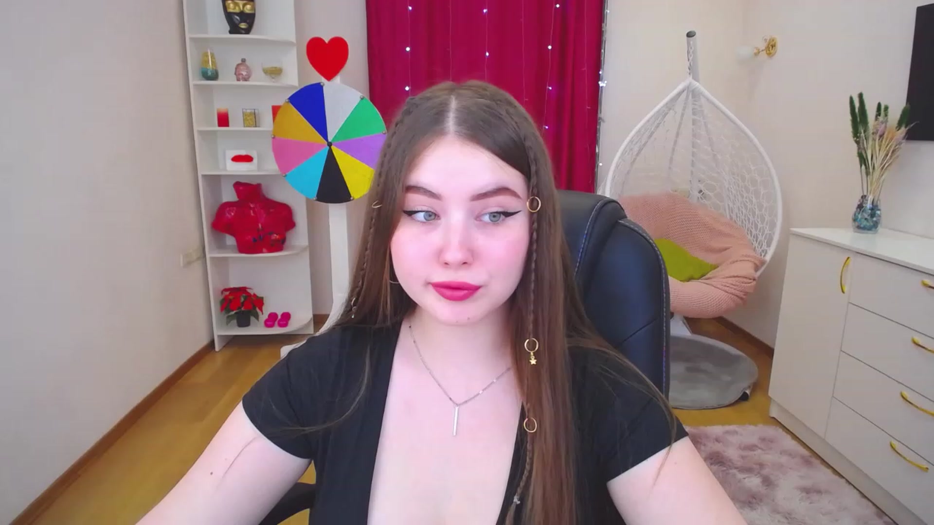 Gallery image thumbnail from AdmireMyEyes's myfreecams stream on, 07/18/2023, 11:21 image 7 of 20