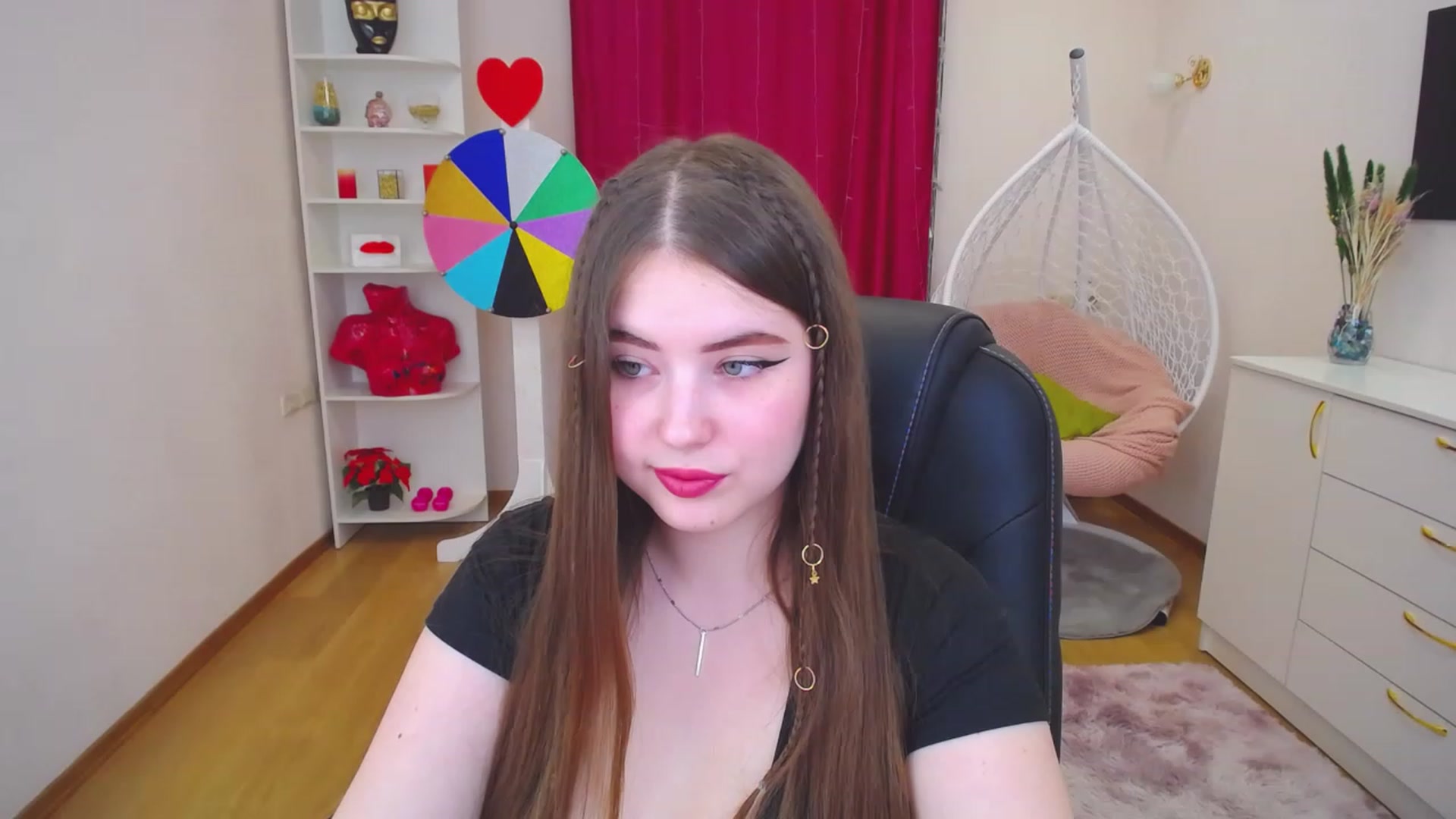 Gallery image thumbnail from AdmireMyEyes's myfreecams stream on, 07/18/2023, 11:21 image 13 of 20