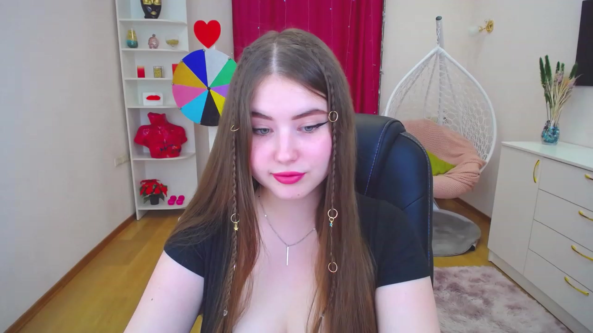 Gallery image thumbnail from AdmireMyEyes's myfreecams stream on, 07/18/2023, 11:21 image 3 of 20