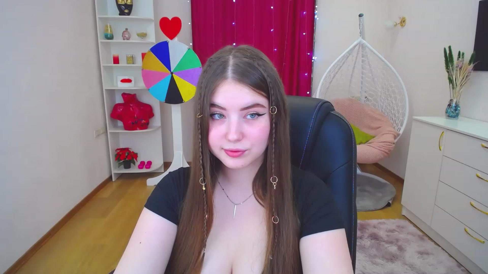 Gallery image thumbnail from AdmireMyEyes's myfreecams stream on, 07/18/2023, 11:21 image 1 of 20