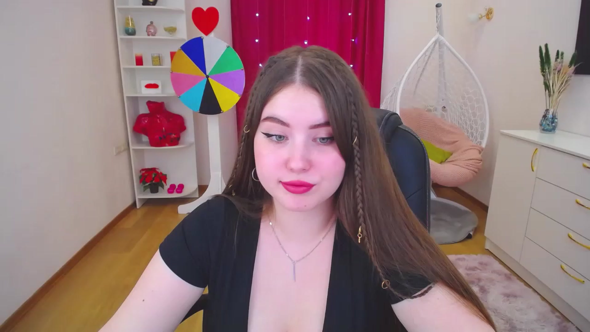 Gallery image thumbnail from AdmireMyEyes's myfreecams stream on, 07/18/2023, 14:46 image 18 of 20