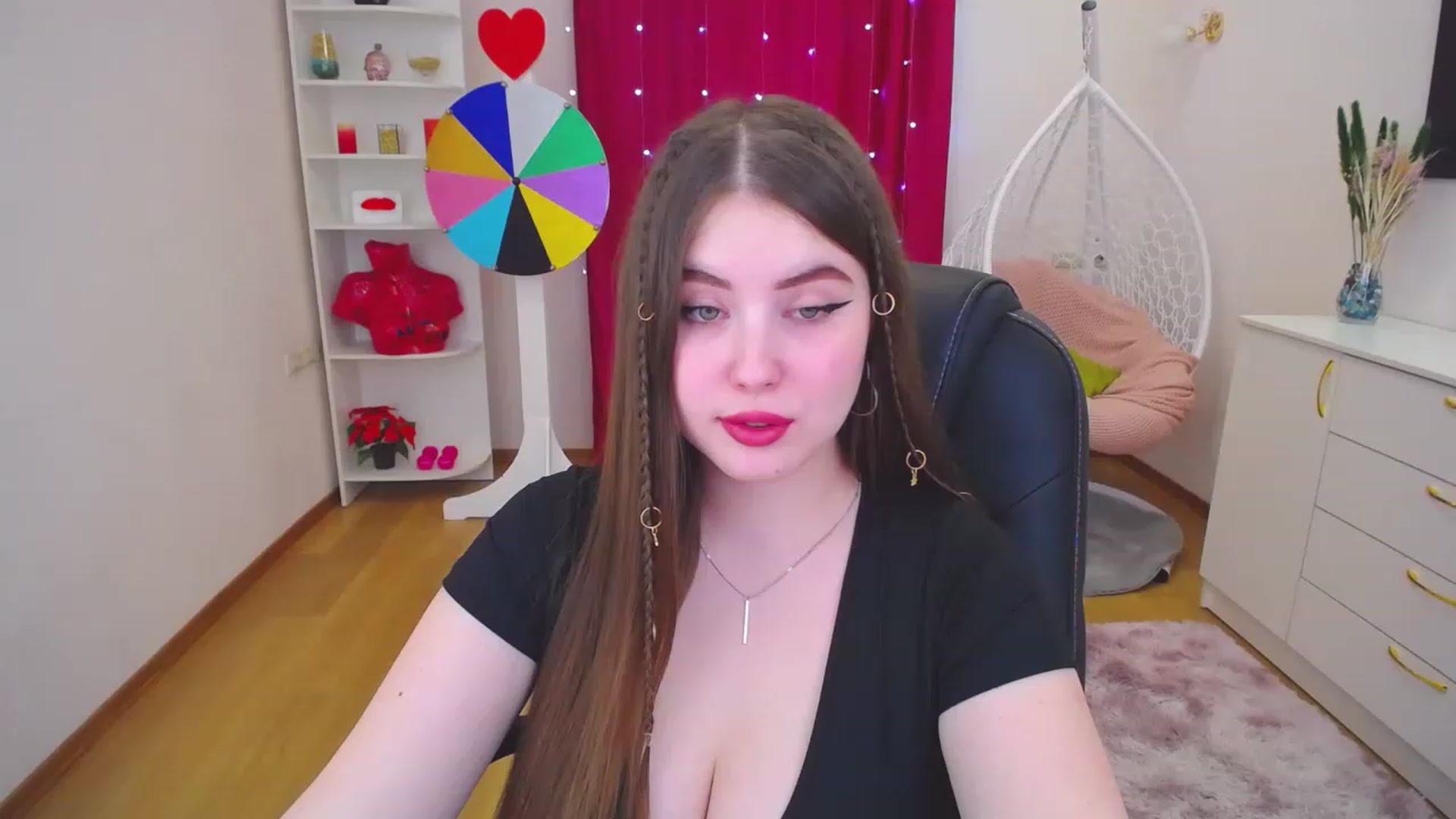 Gallery image thumbnail from AdmireMyEyes's myfreecams stream on, 07/18/2023, 14:46 image 2 of 20