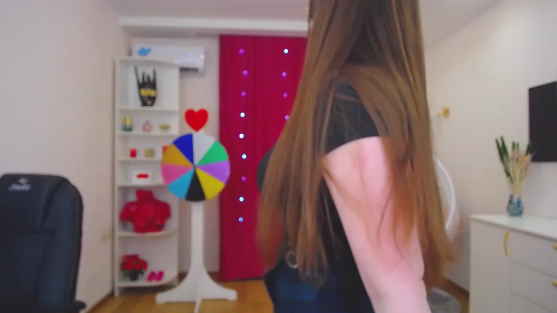Gallery image thumbnail from AdmireMyEyes's myfreecams stream on, 07/18/2023, 16:56 image 7 of 20