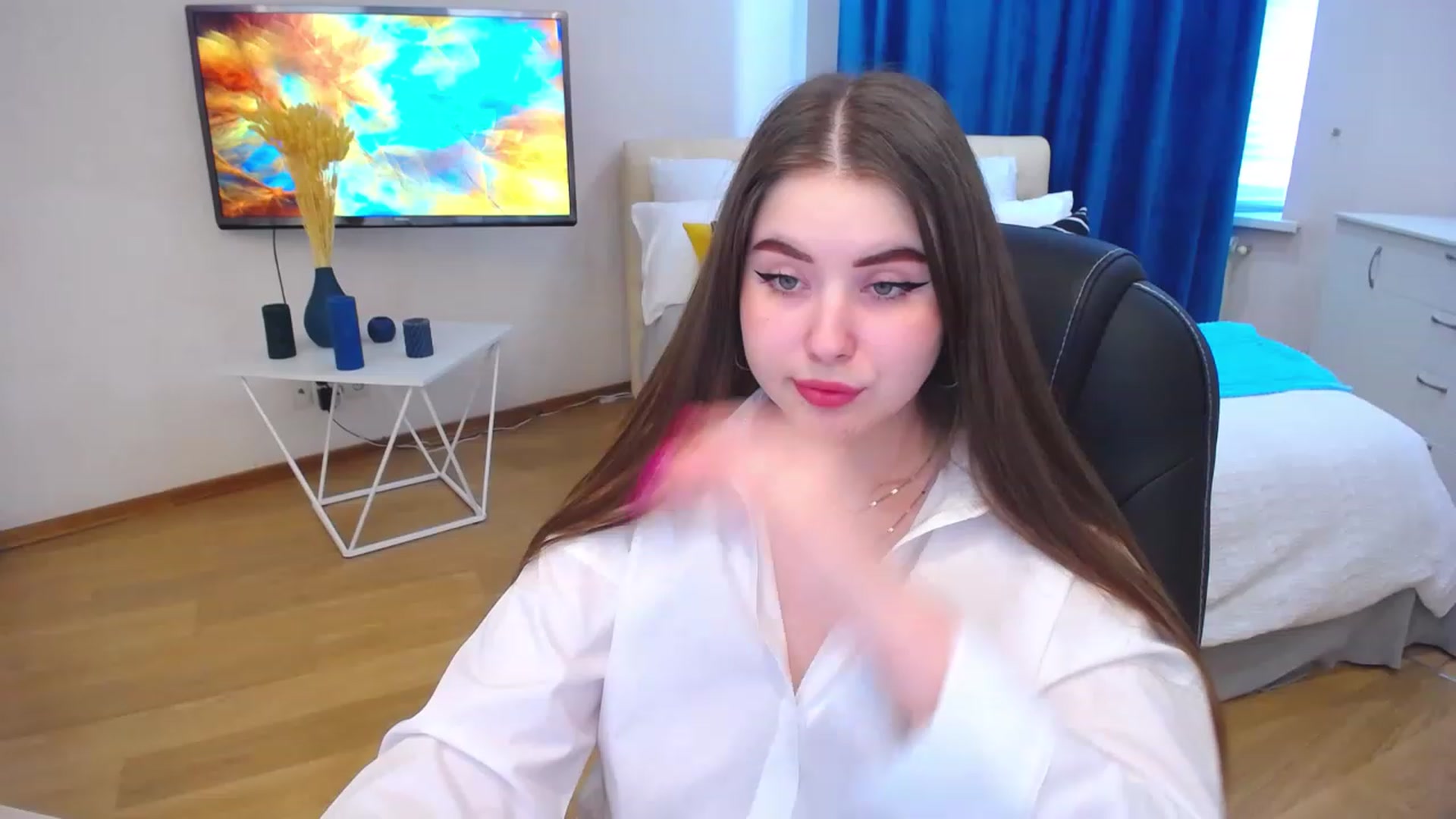 Gallery image thumbnail from AdmireMyEyes's myfreecams stream on, 07/19/2023, 09:46 image 7 of 20