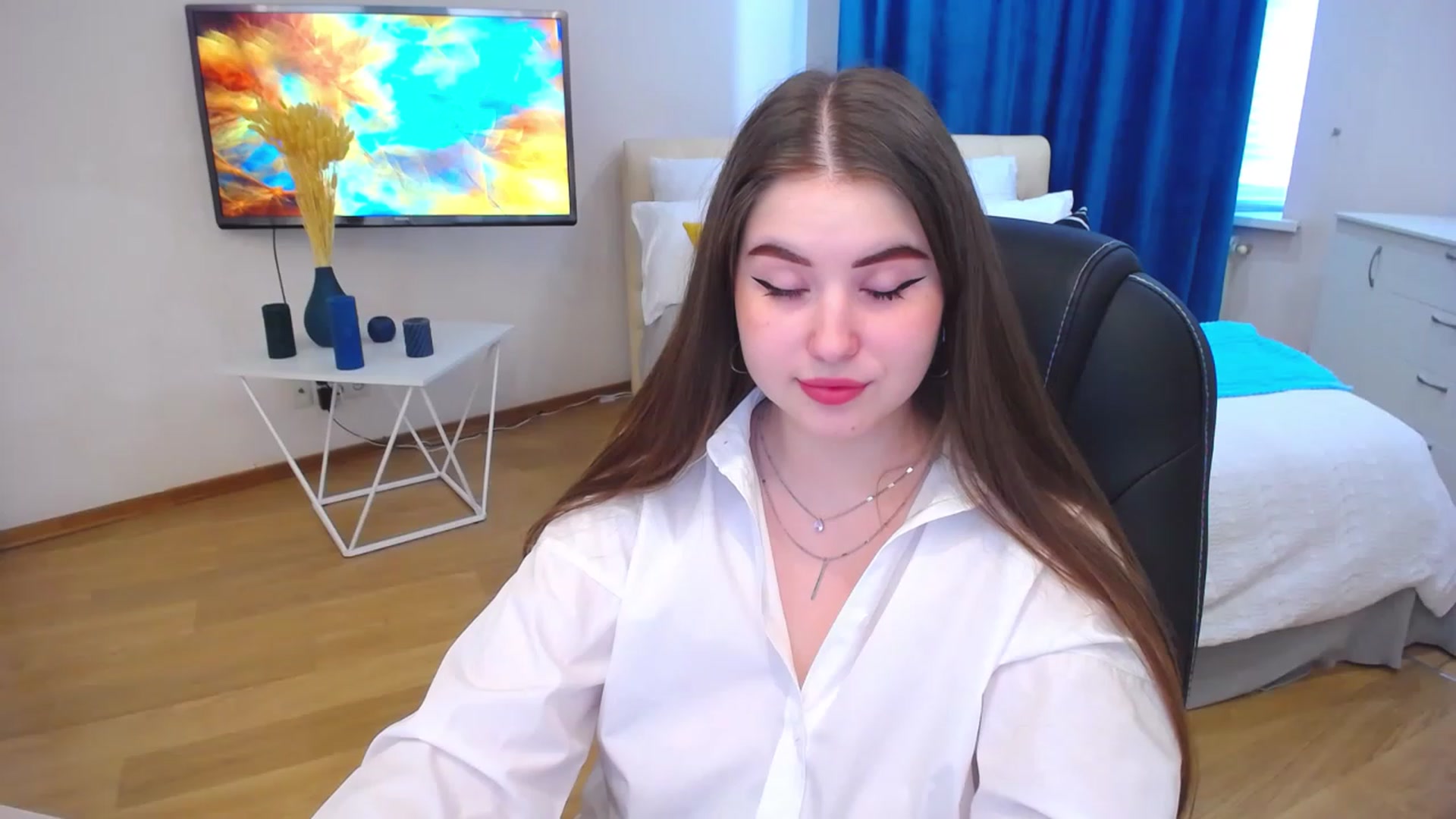 Gallery image thumbnail from AdmireMyEyes's myfreecams stream on, 07/19/2023, 09:46 image 6 of 20