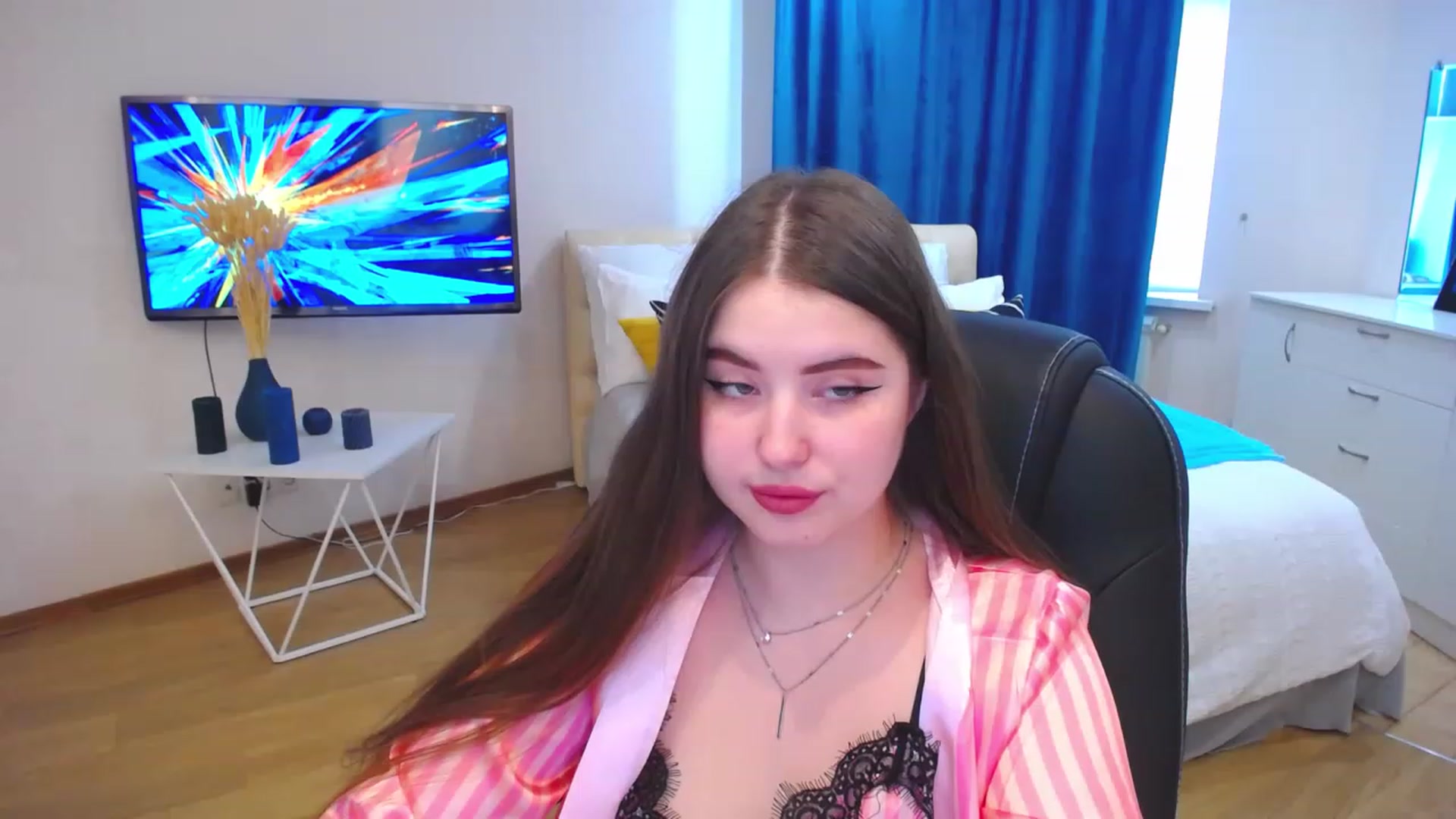 Gallery image thumbnail from AdmireMyEyes's myfreecams stream on, 07/20/2023, 09:17 image 20 of 20