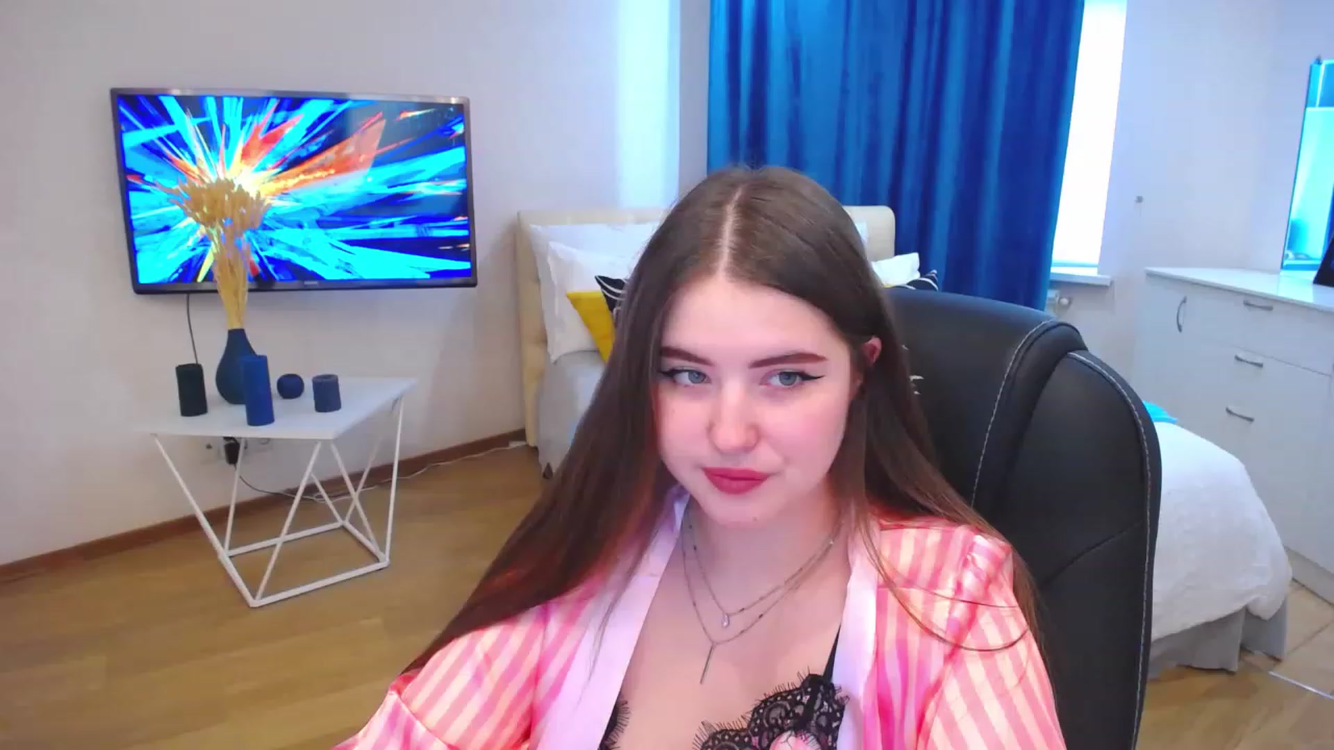 Gallery image thumbnail from AdmireMyEyes's myfreecams stream on, 07/20/2023, 09:51 image 17 of 20