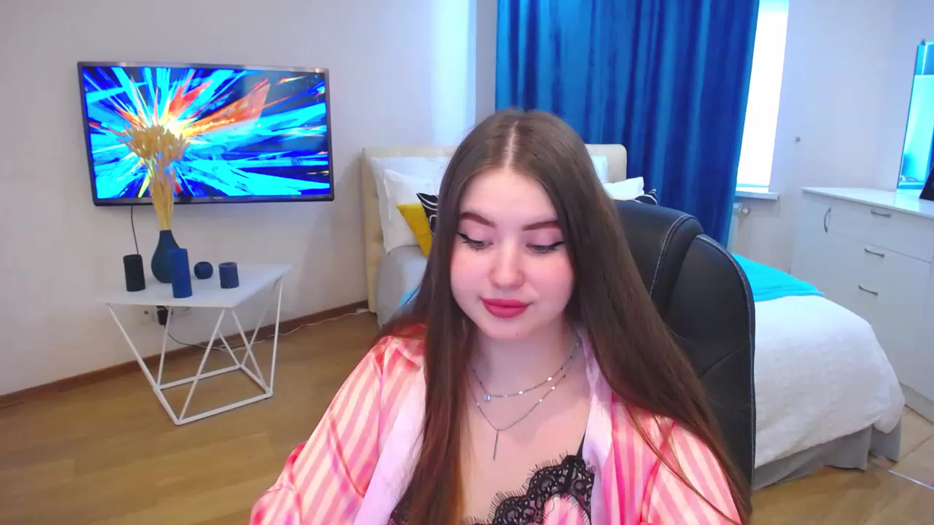 Gallery image thumbnail from AdmireMyEyes's myfreecams stream on, 07/20/2023, 09:51 image 2 of 20