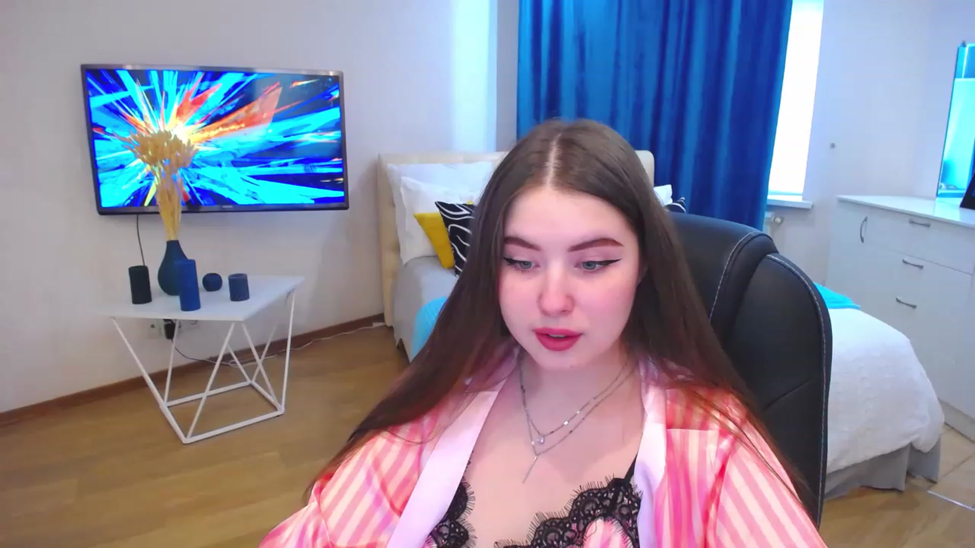 Gallery image thumbnail from AdmireMyEyes's myfreecams stream on, 07/20/2023, 09:51 image 4 of 20