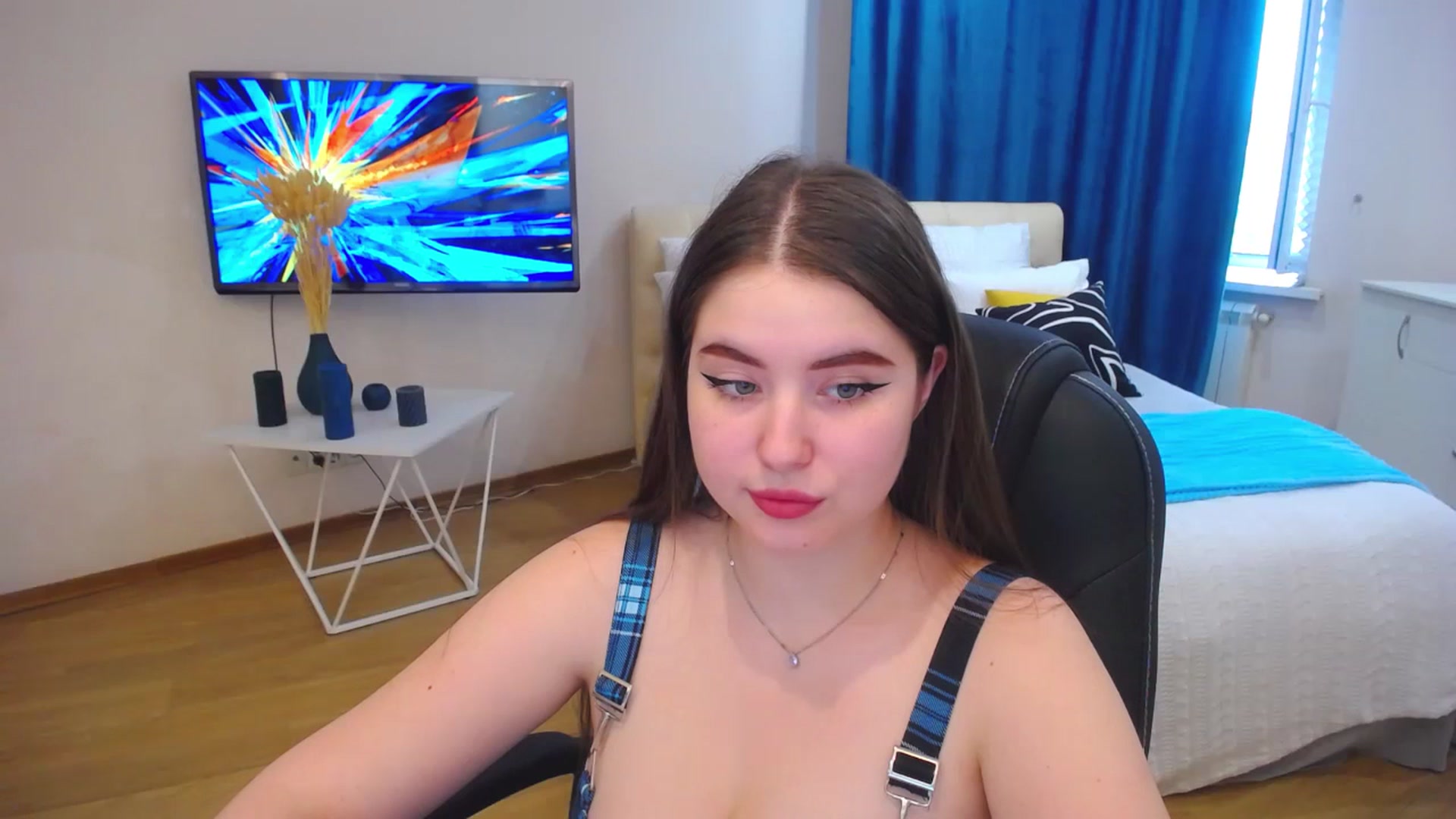 Gallery image thumbnail from AdmireMyEyes's myfreecams stream on, 07/21/2023, 09:50 image 11 of 20