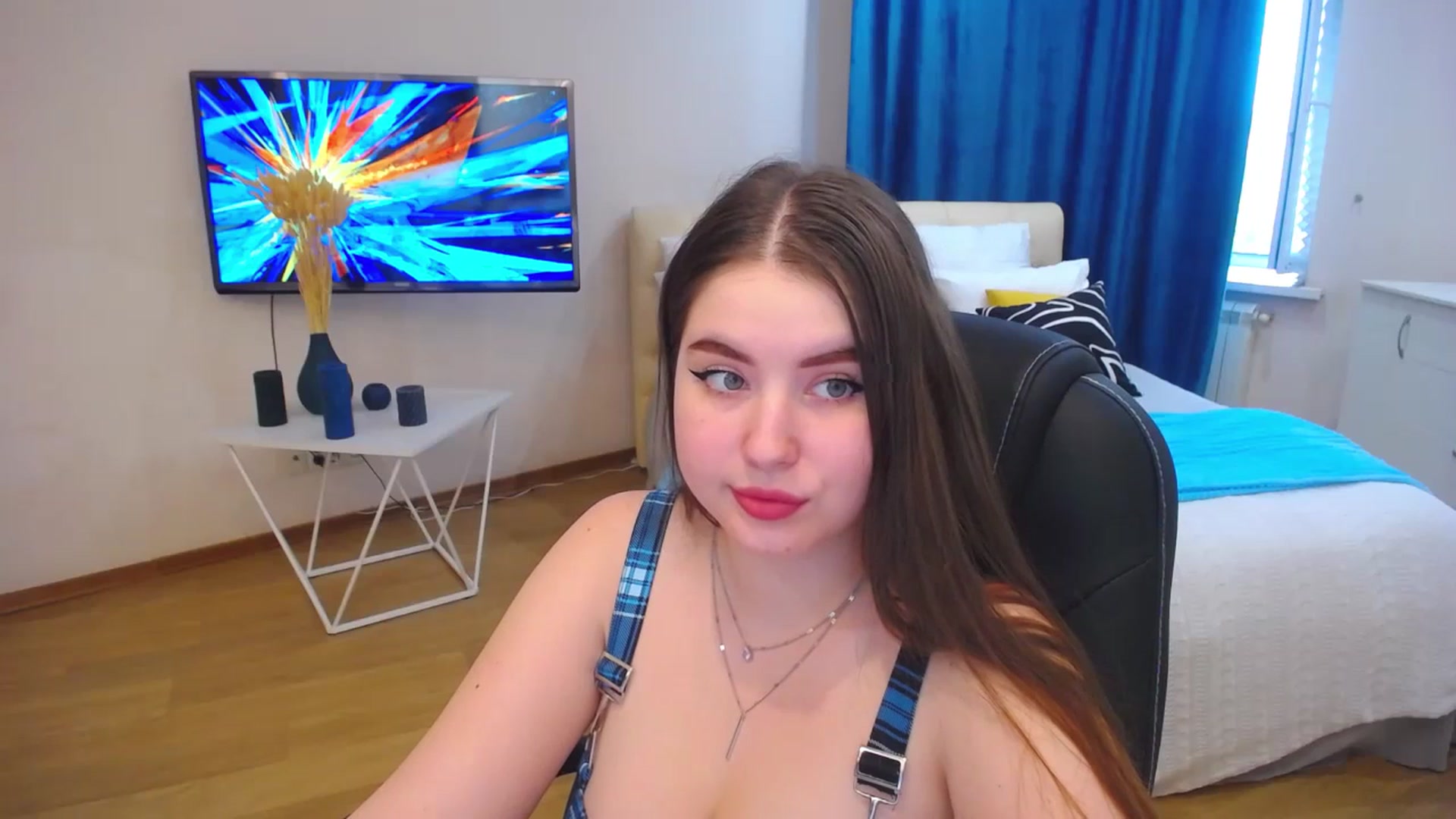 Gallery image thumbnail from AdmireMyEyes's myfreecams stream on, 07/21/2023, 09:50 image 20 of 20