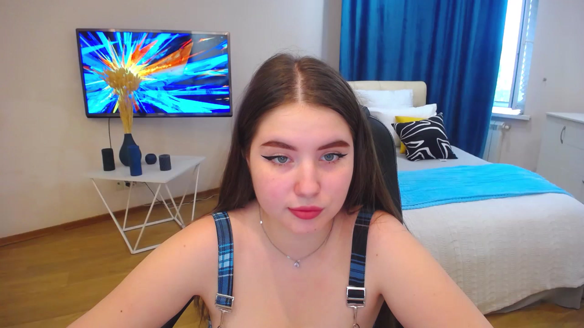 Gallery image thumbnail from AdmireMyEyes's myfreecams stream on, 07/21/2023, 09:50 image 5 of 20