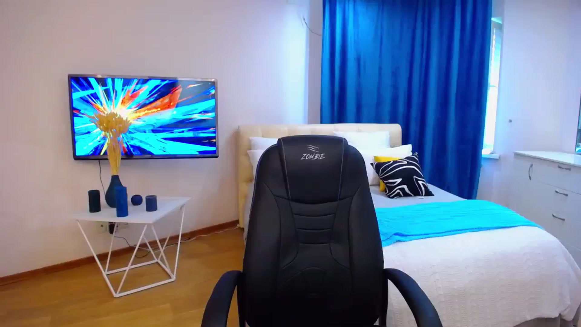 Gallery image thumbnail from AdmireMyEyes's myfreecams stream on, 07/23/2023, 07:32 image 15 of 20