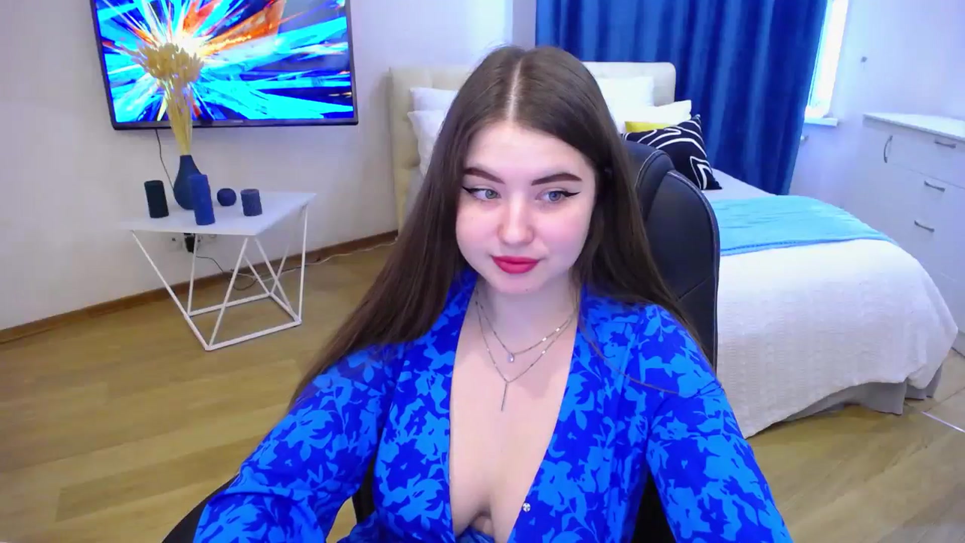 Gallery image thumbnail from AdmireMyEyes's myfreecams stream on, 07/23/2023, 07:32 image 5 of 20