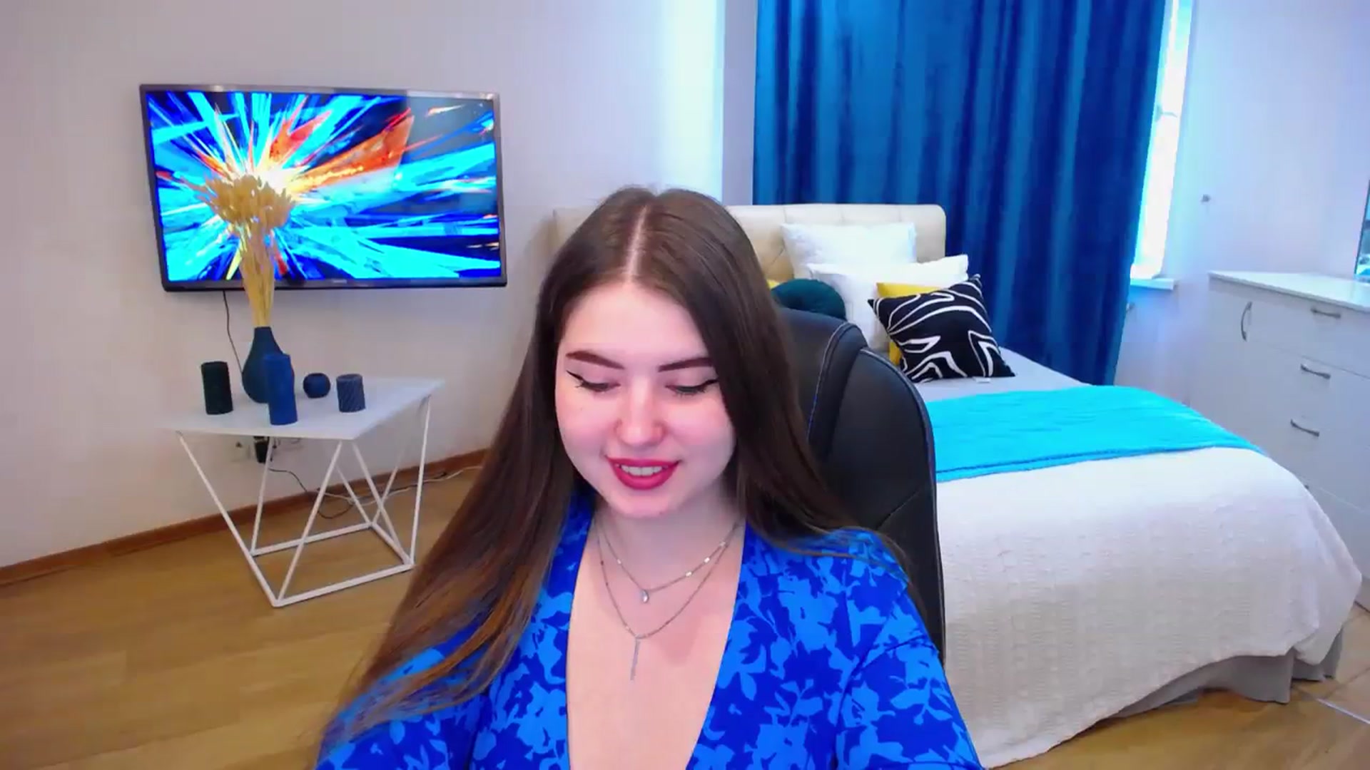 Gallery image thumbnail from AdmireMyEyes's myfreecams stream on, 07/23/2023, 09:47 image 13 of 20