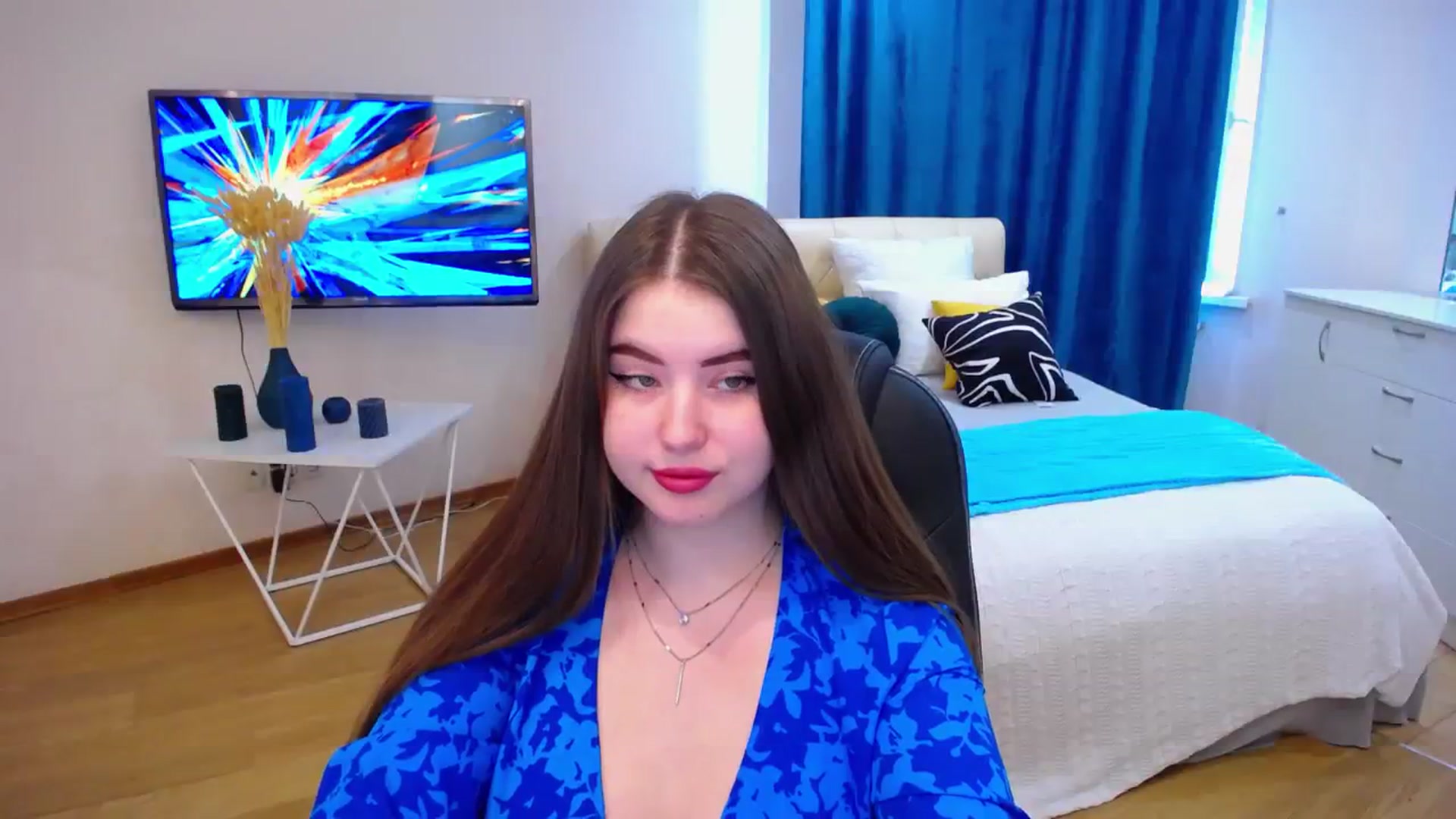 Gallery image thumbnail from AdmireMyEyes's myfreecams stream on, 07/23/2023, 09:47 image 11 of 20