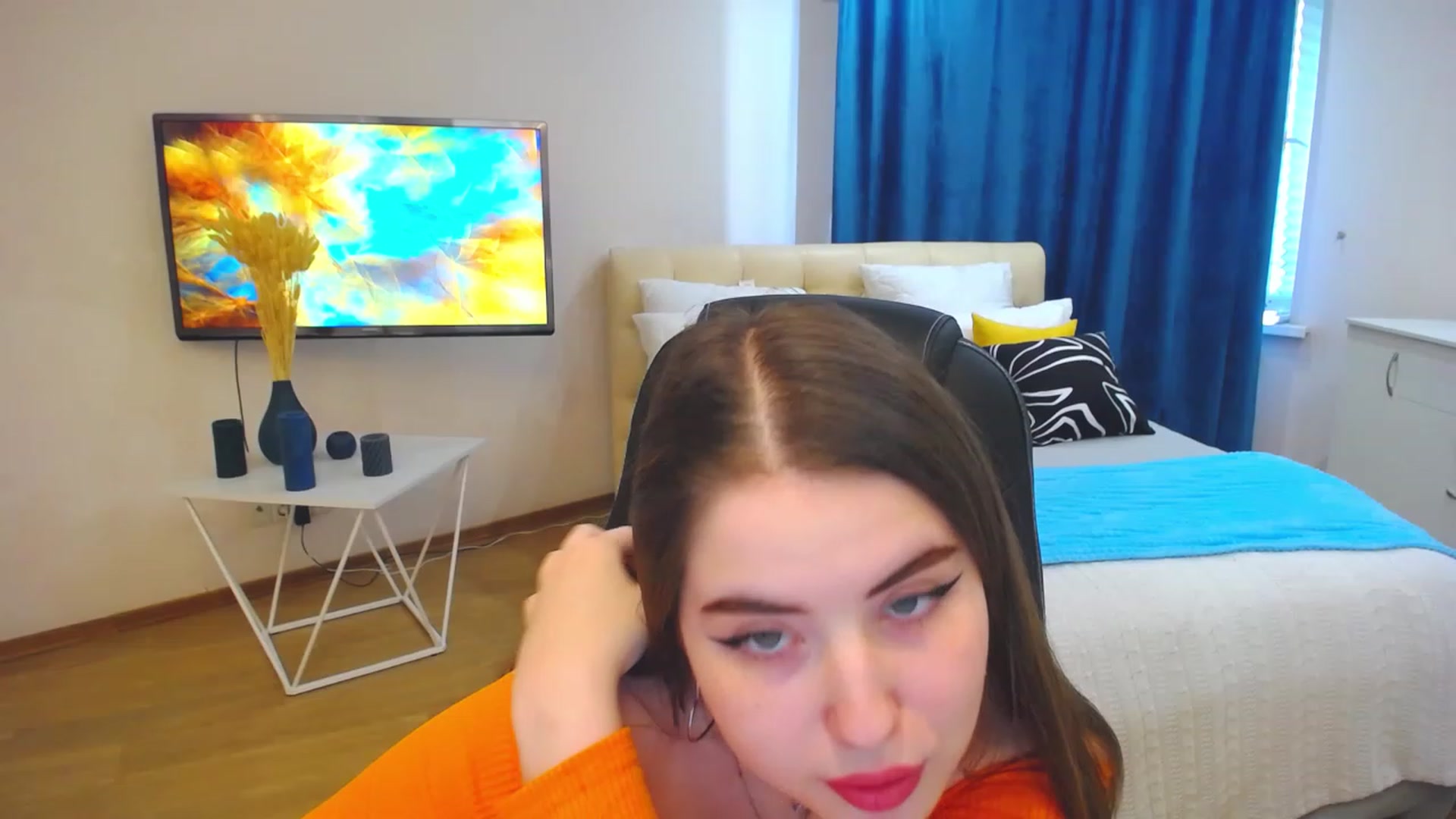 Gallery image thumbnail from AdmireMyEyes's myfreecams stream on, 07/25/2023, 08:47 image 18 of 20