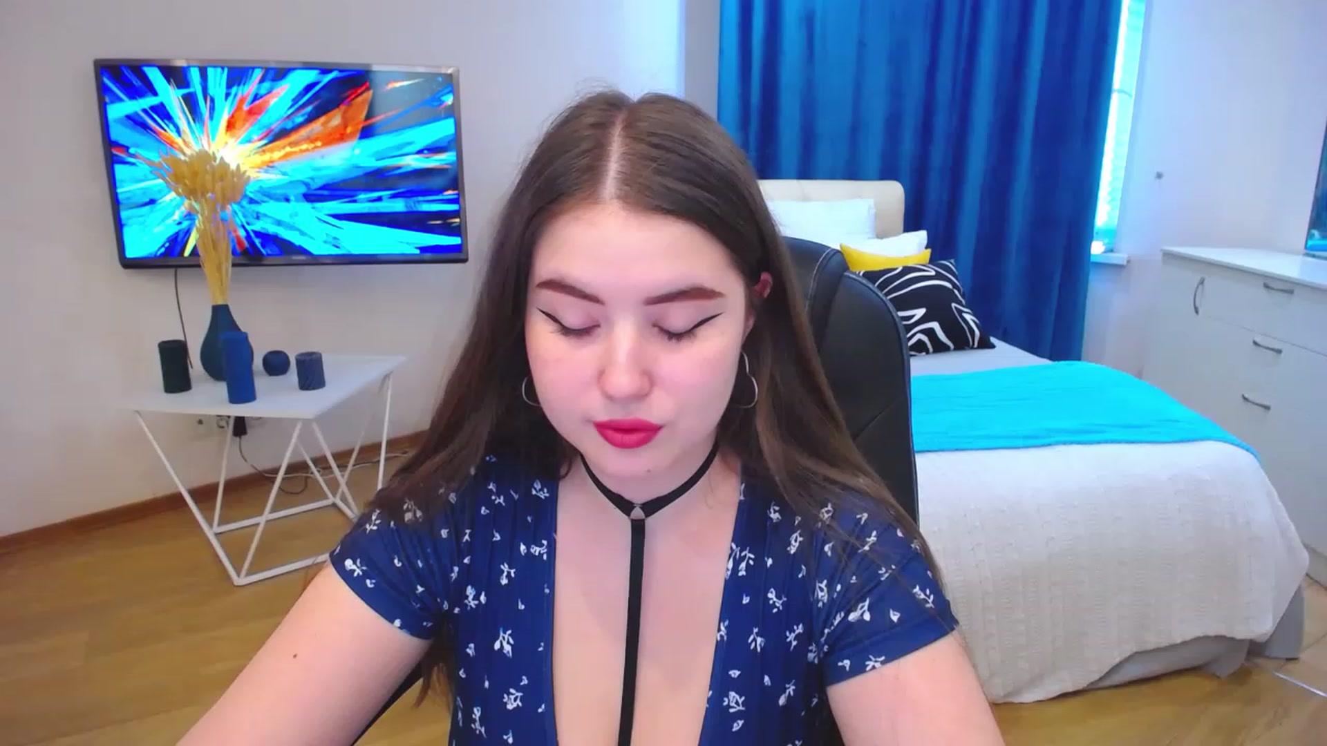 Gallery image thumbnail from AdmireMyEyes's myfreecams stream on, 07/26/2023, 07:49 image 6 of 20