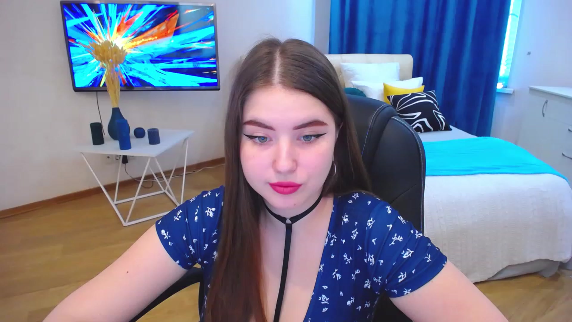 Gallery image thumbnail from AdmireMyEyes's myfreecams stream on, 07/26/2023, 07:49 image 2 of 20