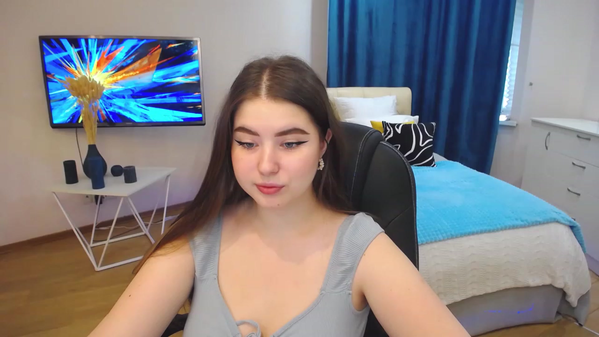 Gallery image thumbnail from AdmireMyEyes's myfreecams stream on, 07/30/2023, 03:53 image 8 of 20