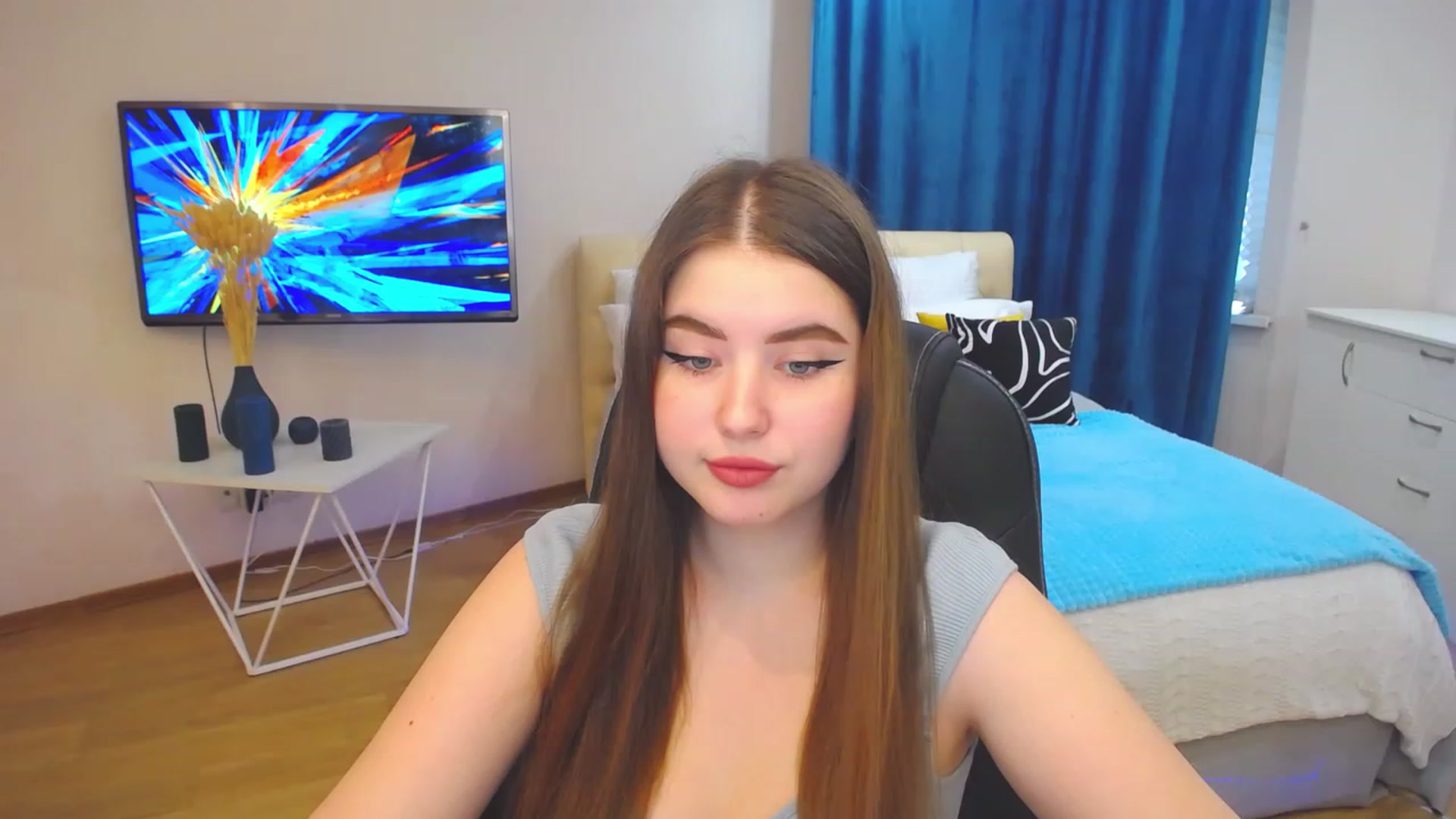 Gallery image thumbnail from AdmireMyEyes's myfreecams stream on, 07/30/2023, 08:43 image 2 of 20