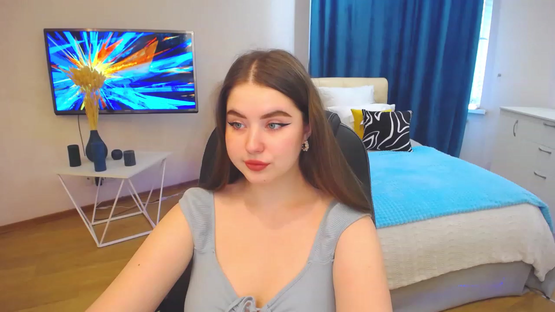 Gallery image thumbnail from AdmireMyEyes's myfreecams stream on, 07/30/2023, 08:43 image 19 of 20