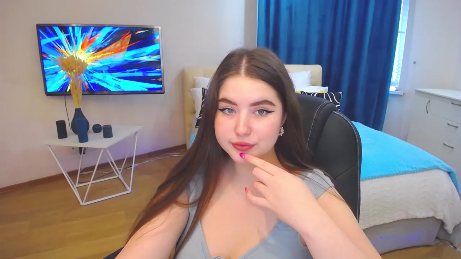 Gallery image thumbnail from AdmireMyEyes's myfreecams stream on, 07/30/2023, 09:47 image 8 of 20