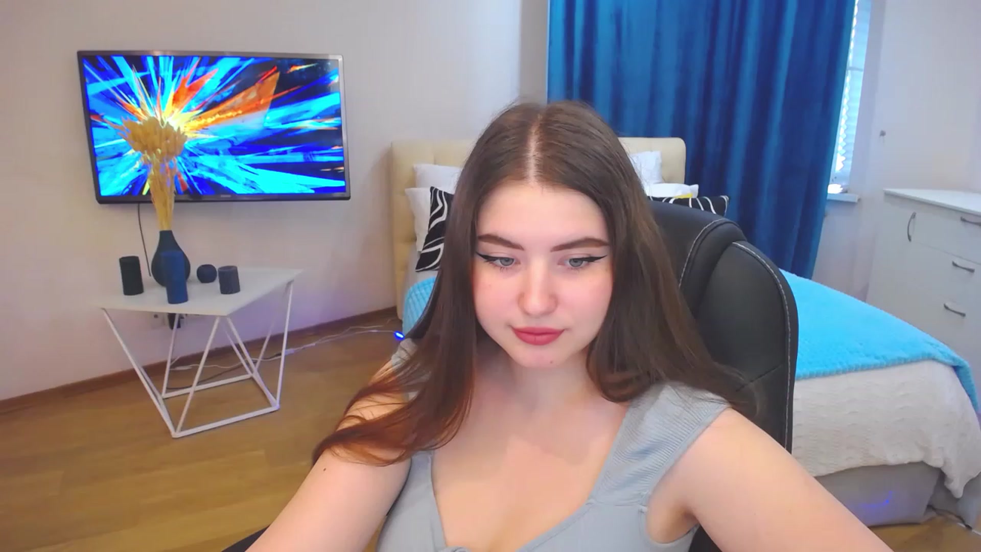 Gallery image thumbnail from AdmireMyEyes's myfreecams stream on, 07/30/2023, 09:47 image 1 of 20