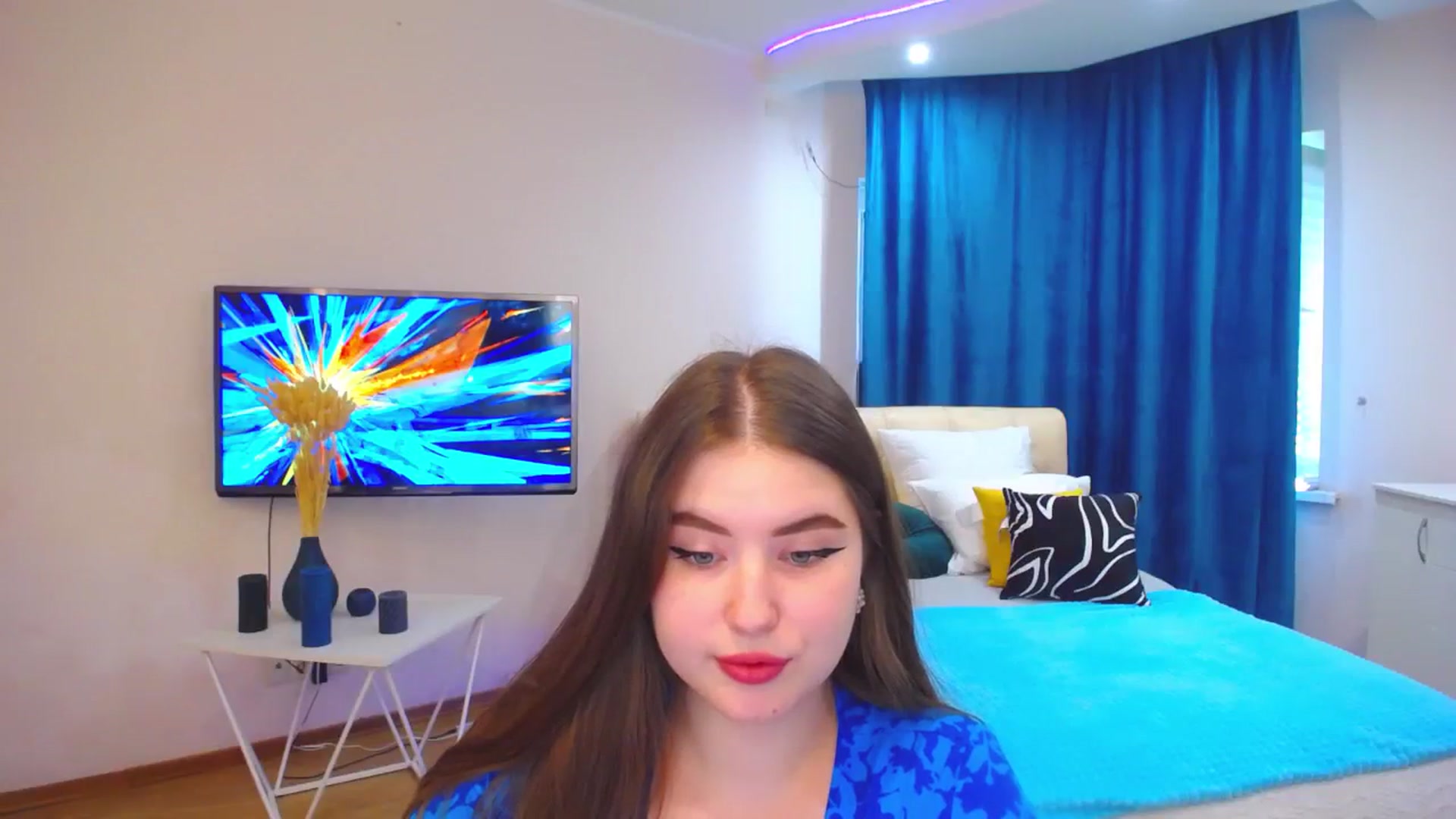 Gallery image thumbnail from AdmireMyEyes's myfreecams stream on, 07/31/2023, 06:49 image 7 of 20