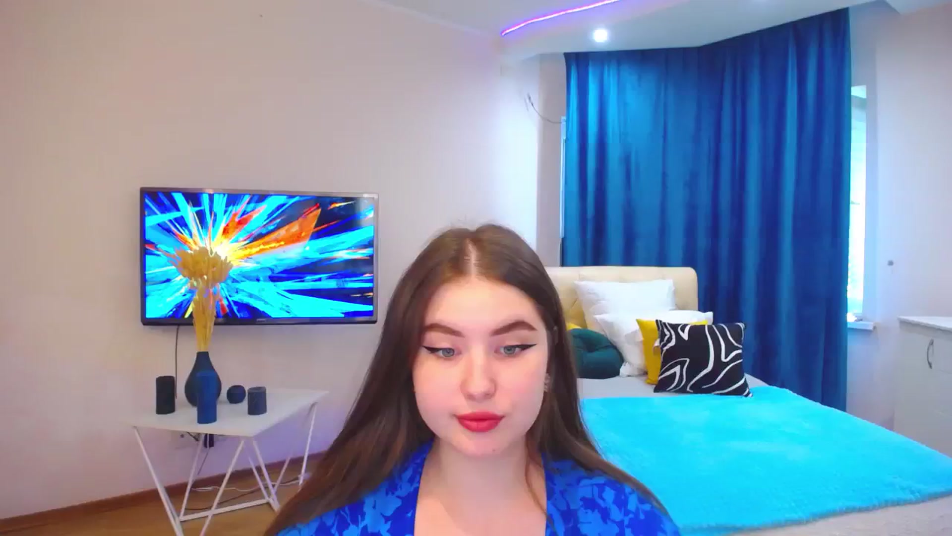 Gallery image thumbnail from AdmireMyEyes's myfreecams stream on, 07/31/2023, 06:49 image 8 of 20