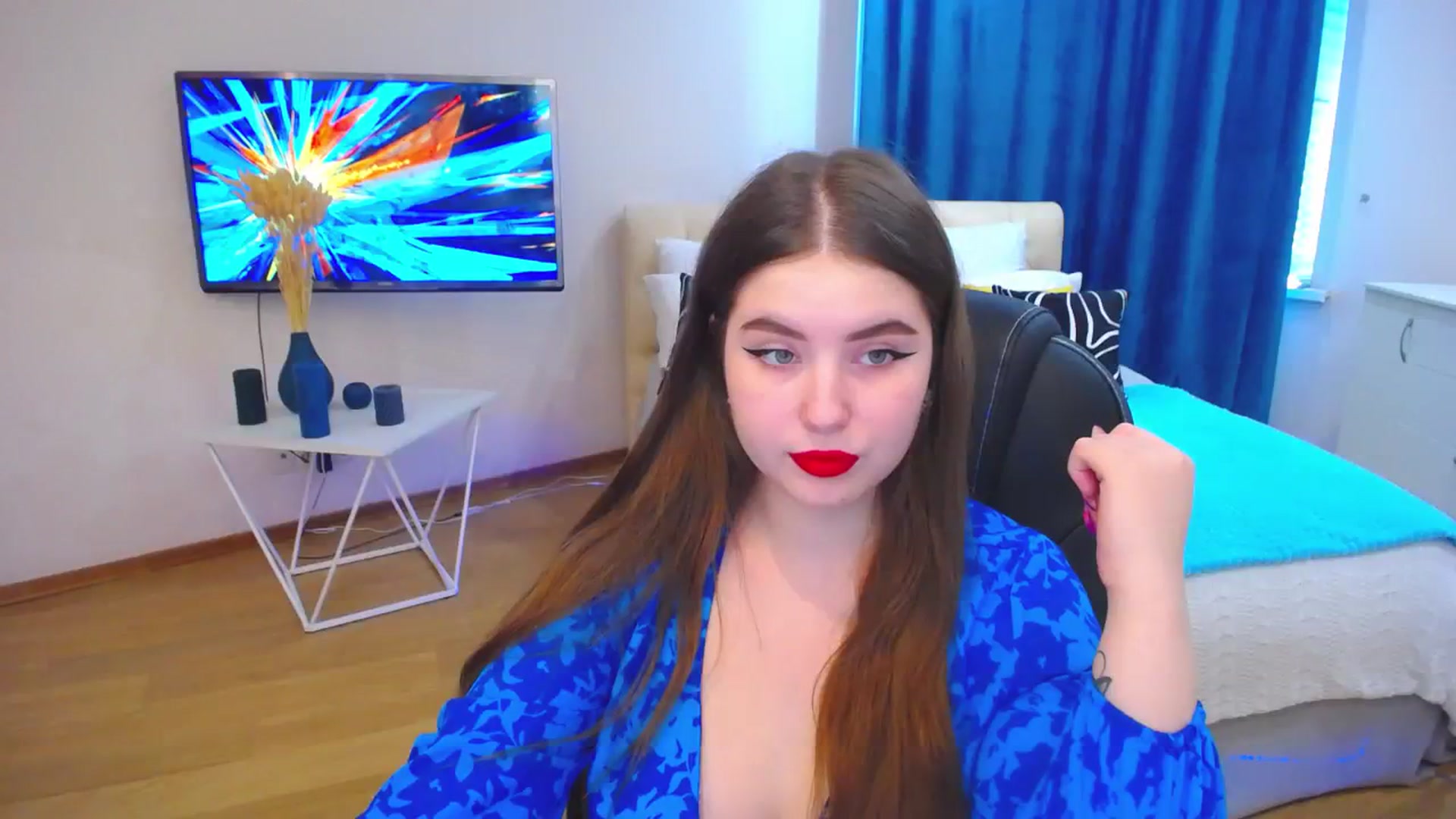 Gallery image thumbnail from AdmireMyEyes's myfreecams stream on, 07/31/2023, 09:08 image 16 of 20