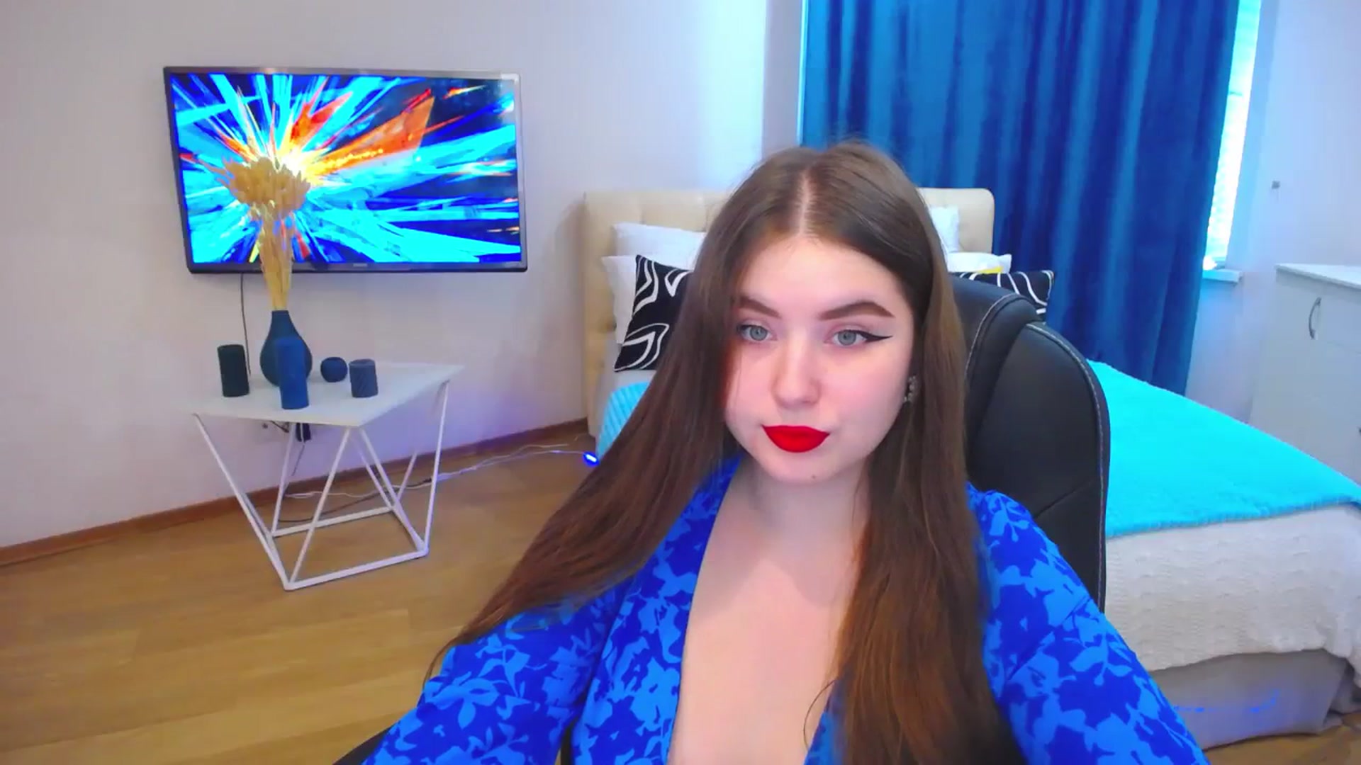 Gallery image thumbnail from AdmireMyEyes's myfreecams stream on, 07/31/2023, 09:08 image 17 of 20