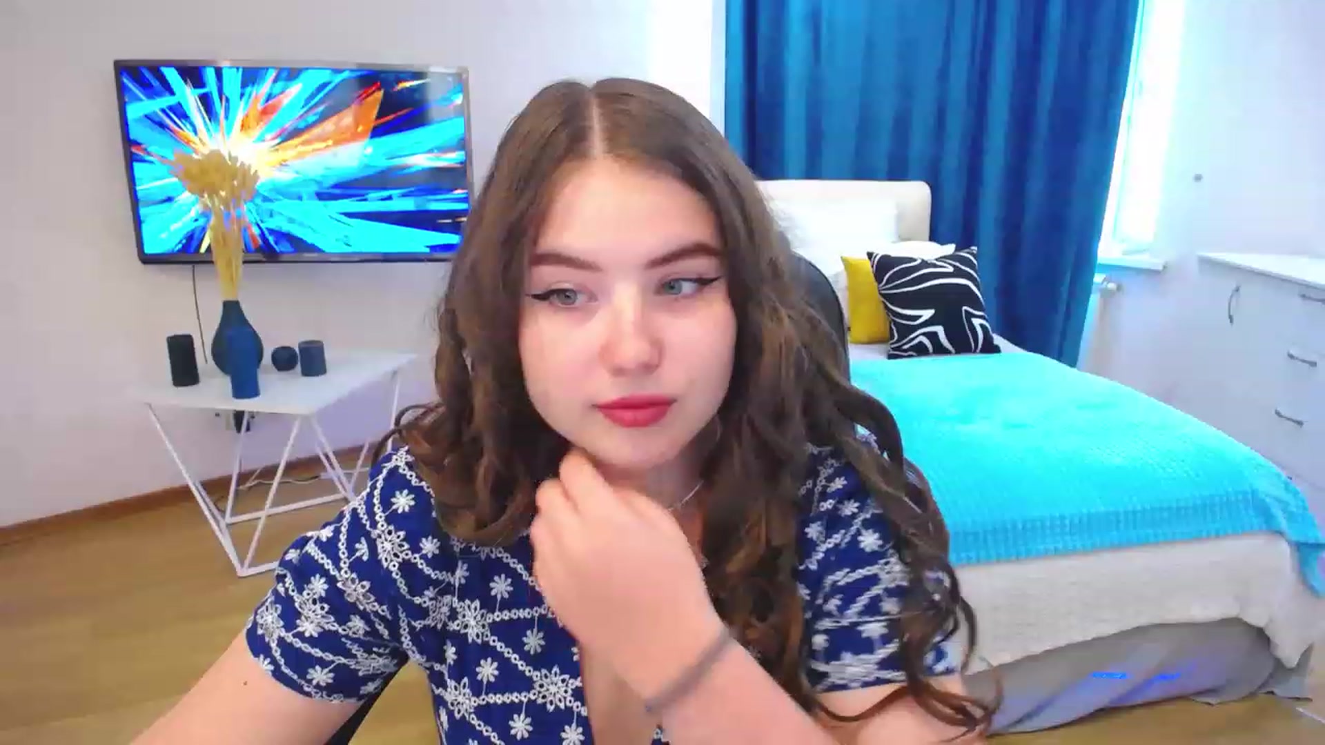 Gallery image thumbnail from AdmireMyEyes's myfreecams stream on, 08/23/2023, 10:55 image 13 of 20